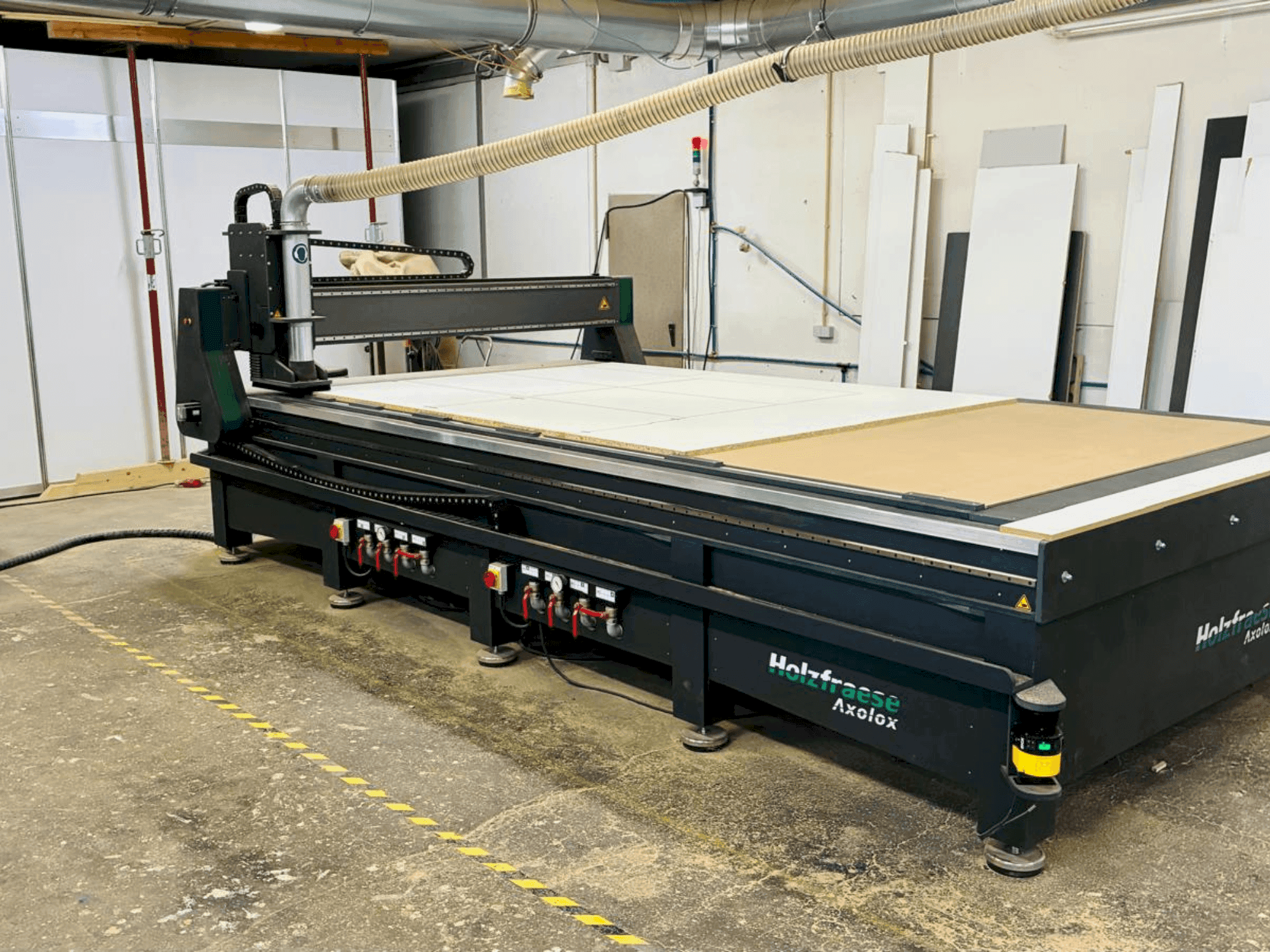 Masina GEWEMA AXOLOX 4021 eestvaade