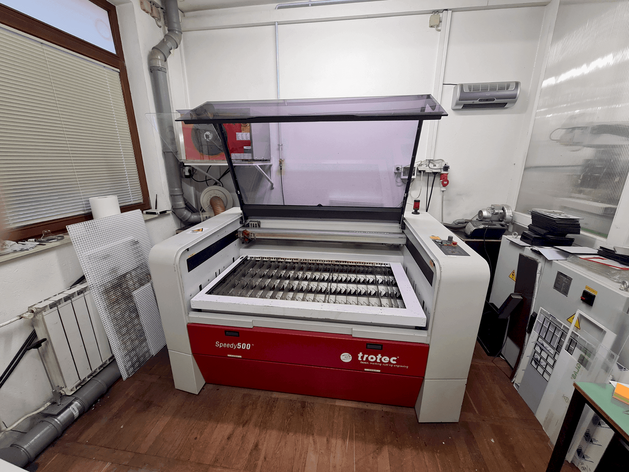 Masina Trotec Speedy 500 eestvaade