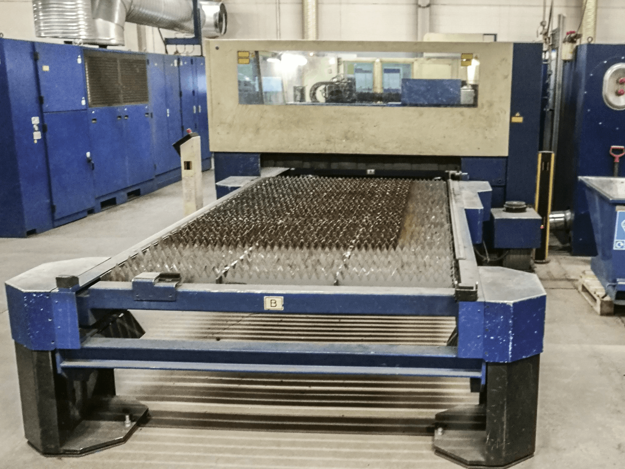Masinavaade Trumpf Trumatic L3050 paremalt