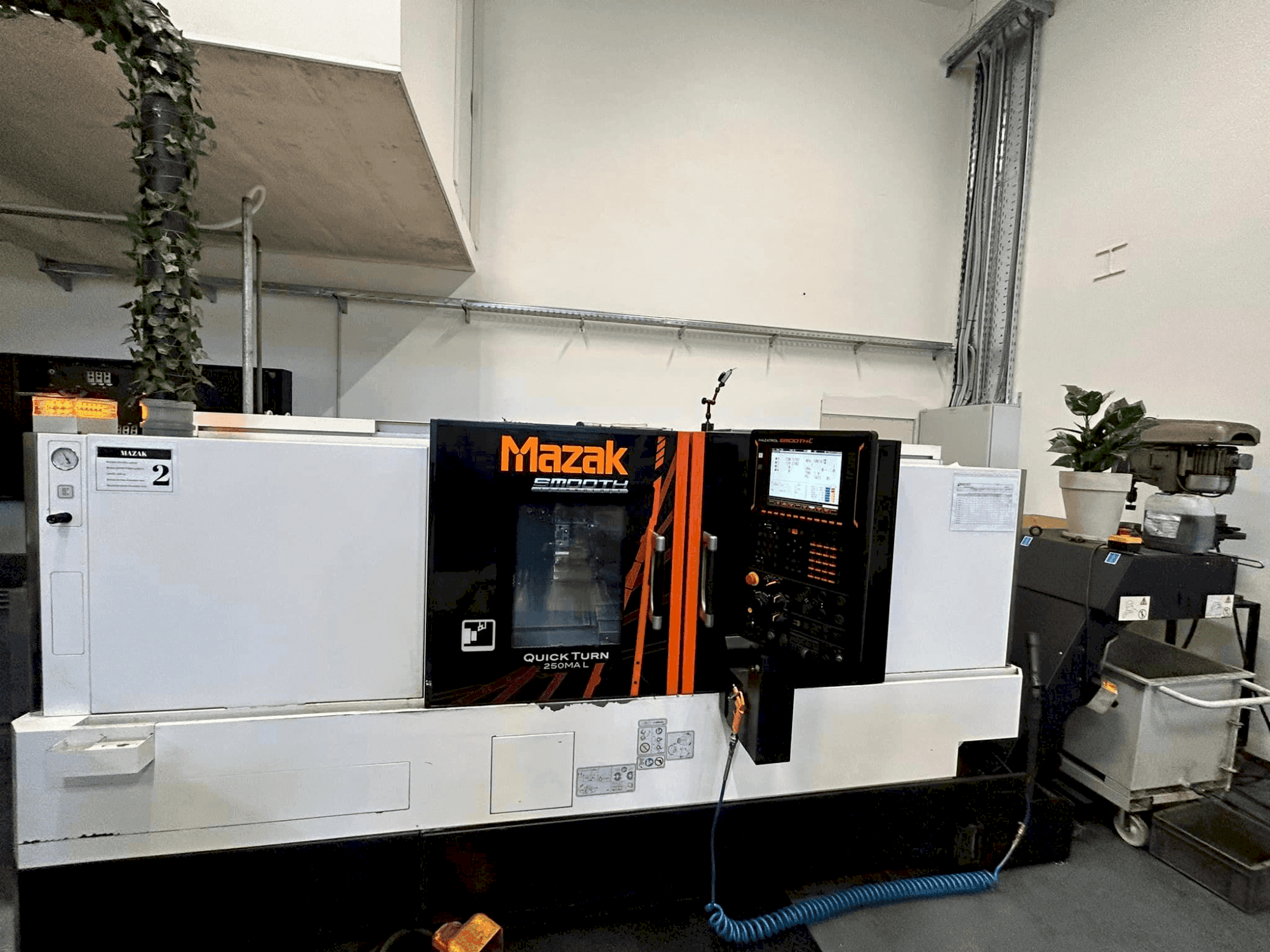 Masina Mazak QuickTurn 250MA L eestvaade