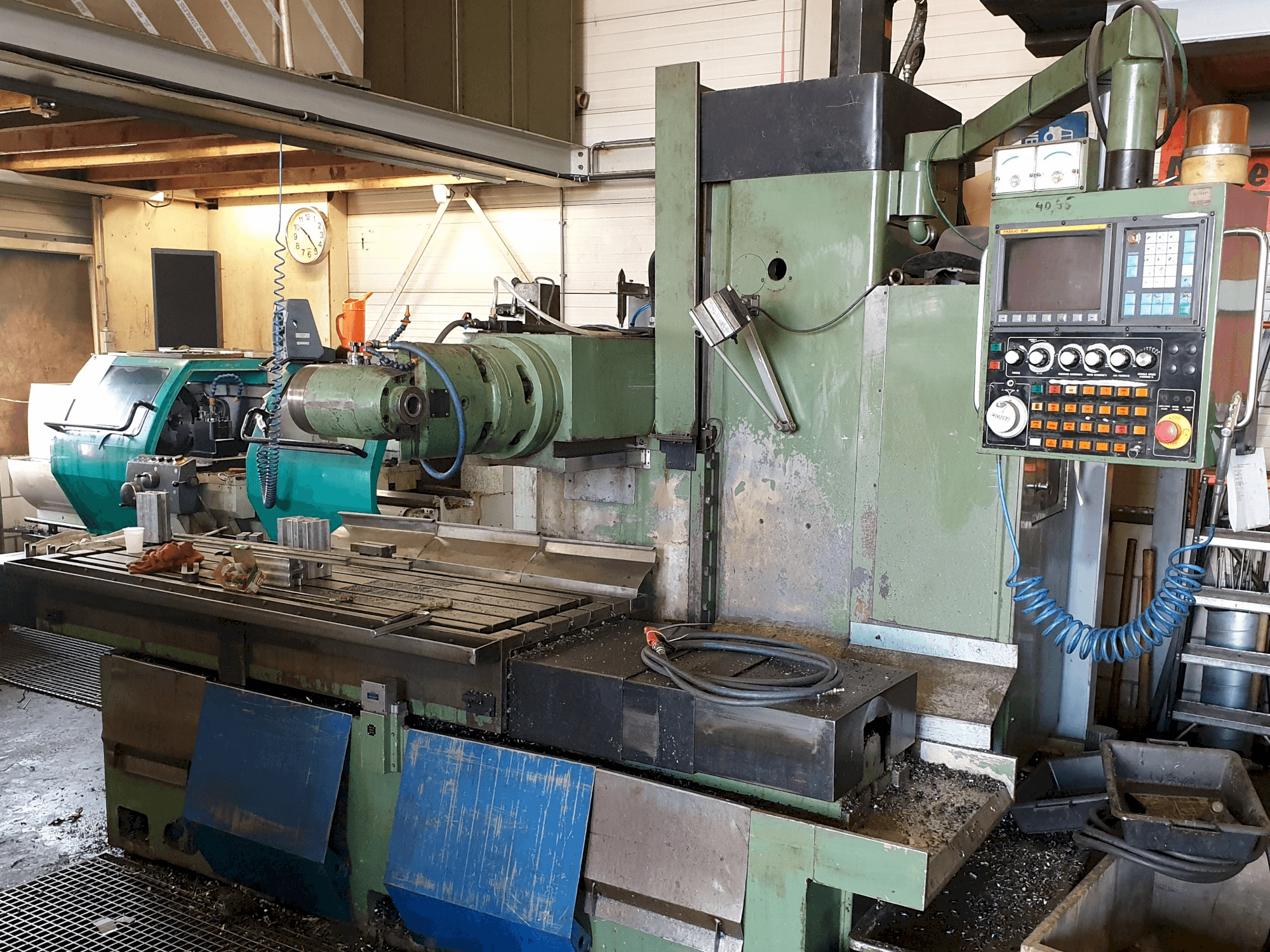 Masina YCM X 1800 eestvaade