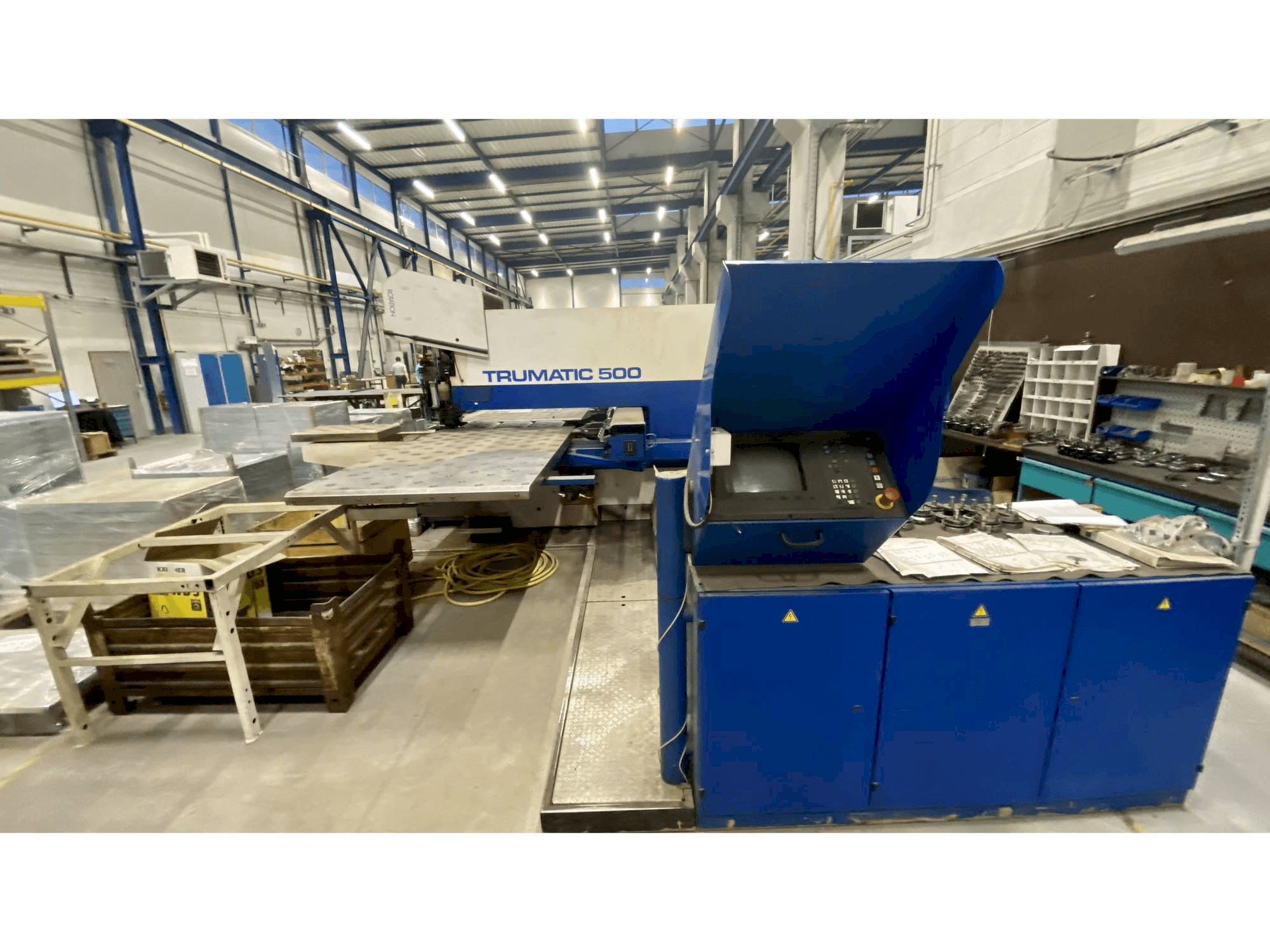 Masina Trumpf Trumatic 500R eestvaade