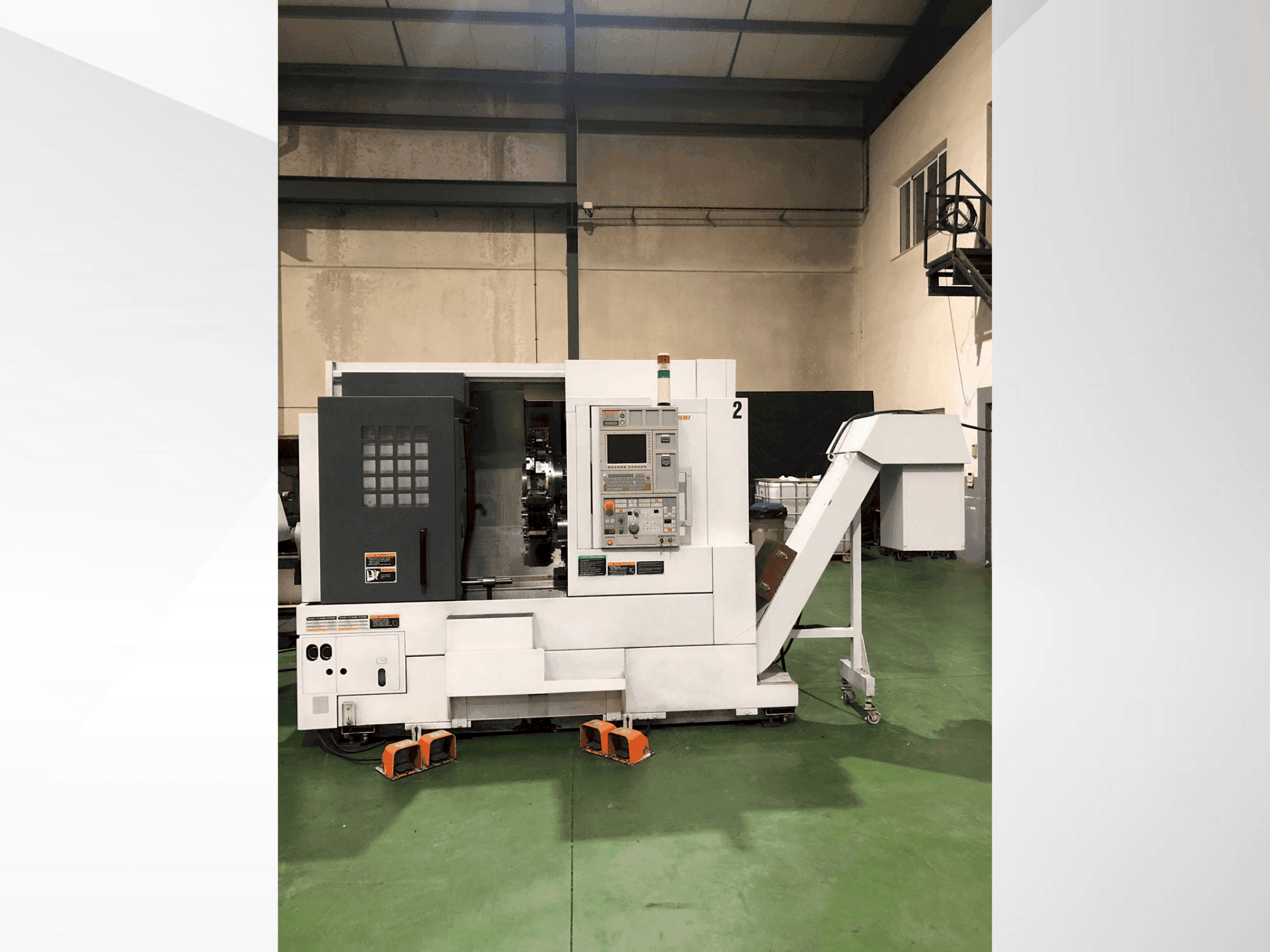 Masina MORI SEIKI NL2000SY eestvaade