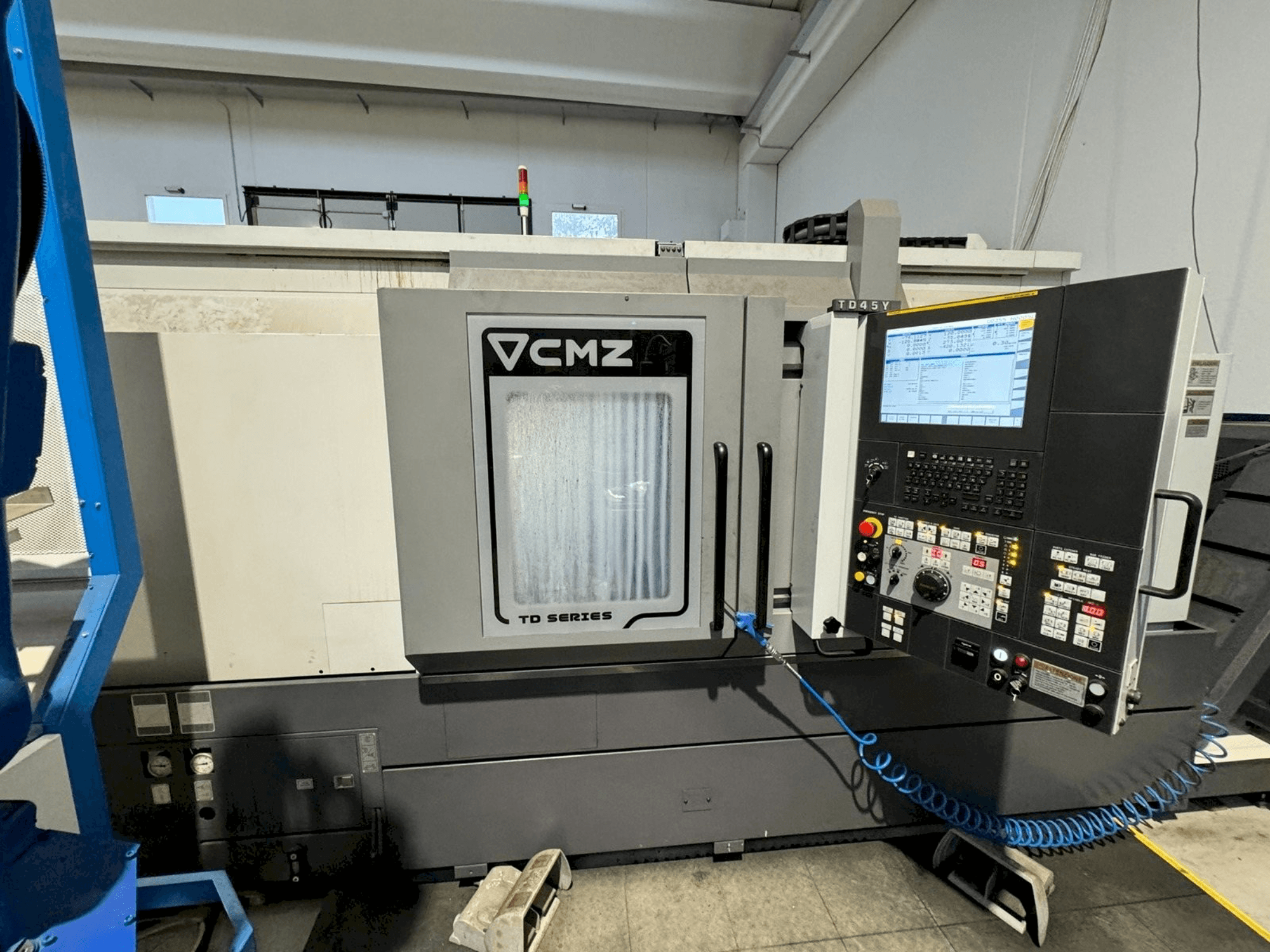 Masina CMZ TD 45 Y 1350 eestvaade