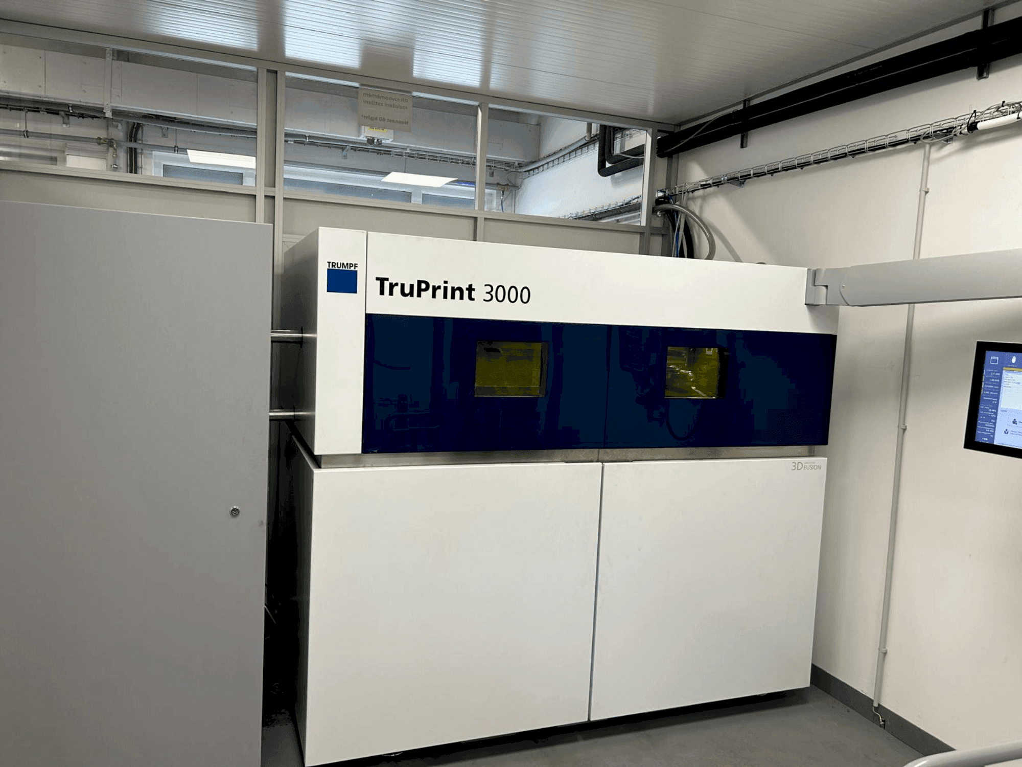 Masina TRUMPF TruPrint 3000 eestvaade