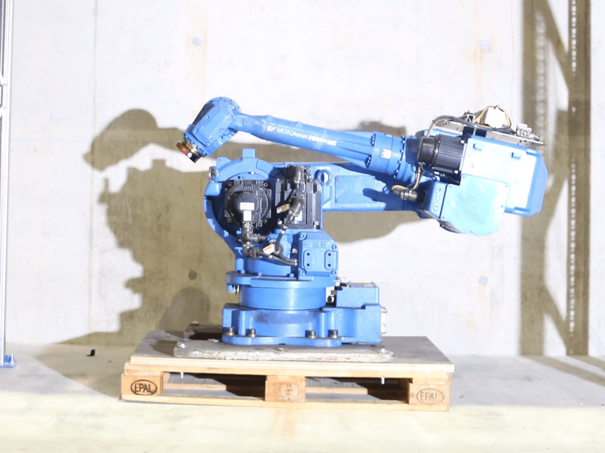 Masinavaade Yaskawa Motoman UP50 vasakult