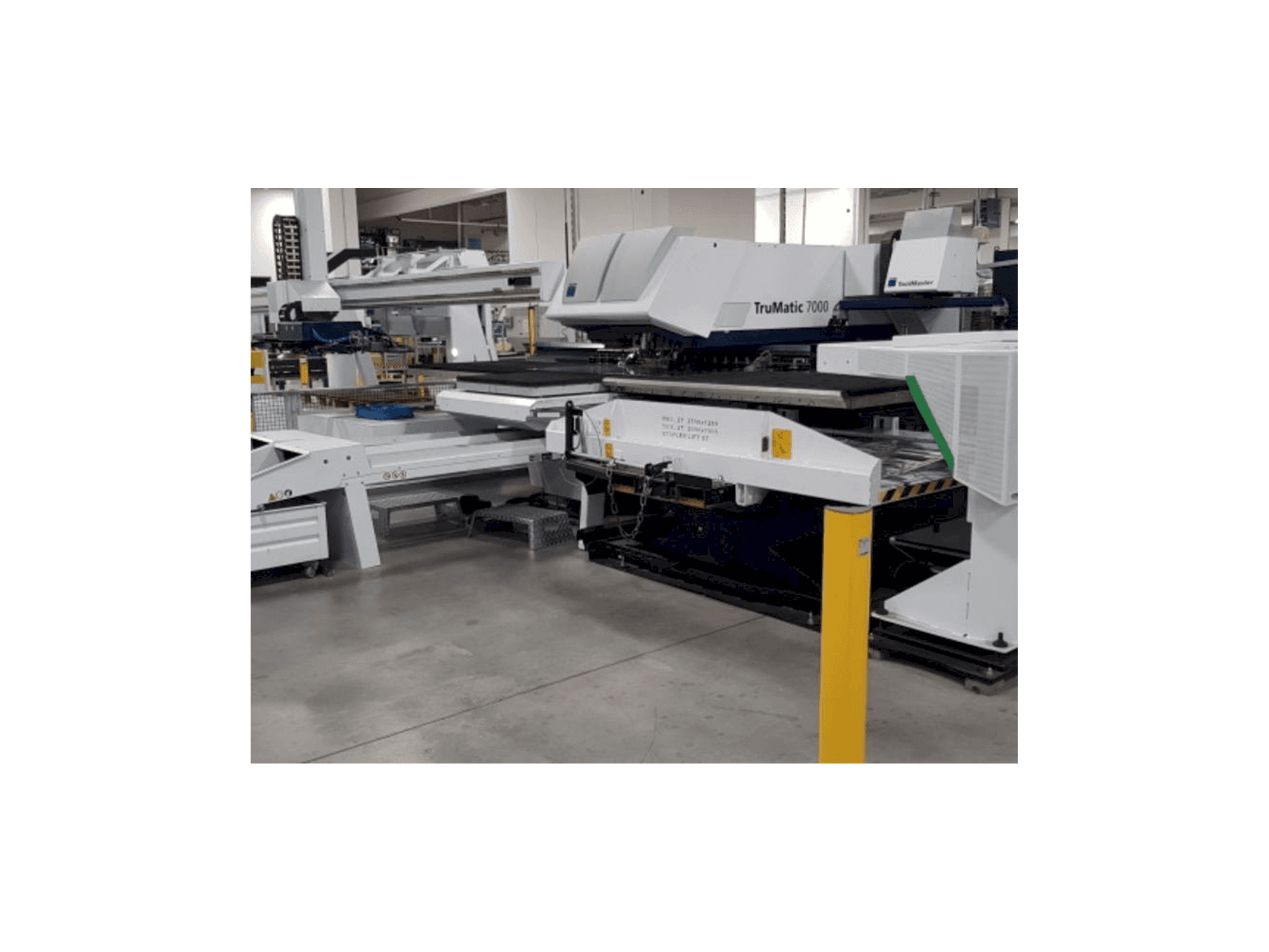 Masina Trumpf Trumatic 7000 eestvaade