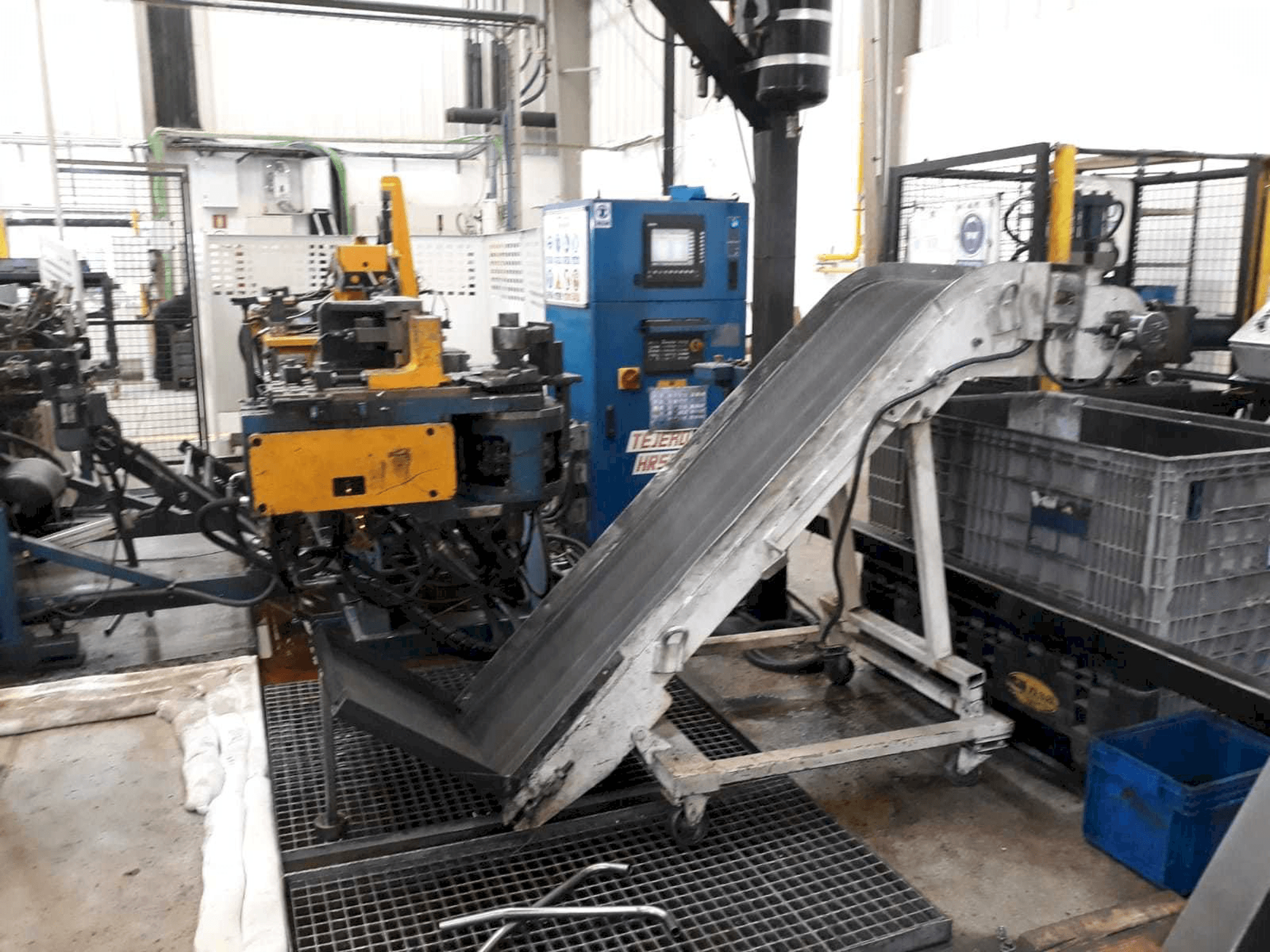Masina Tejero HR-50-CNC eestvaade