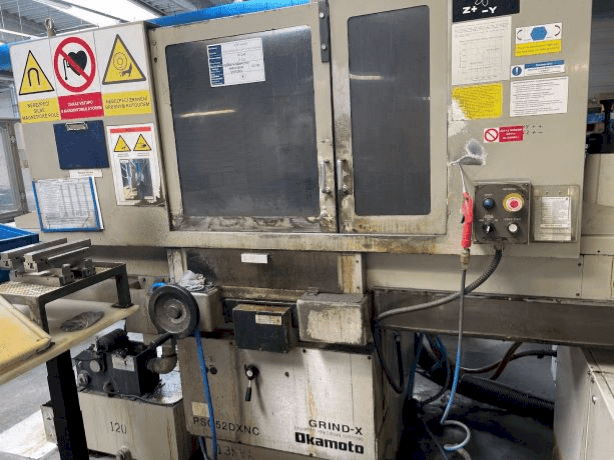 Masina OKAMOTO PSG-52DXNC eestvaade