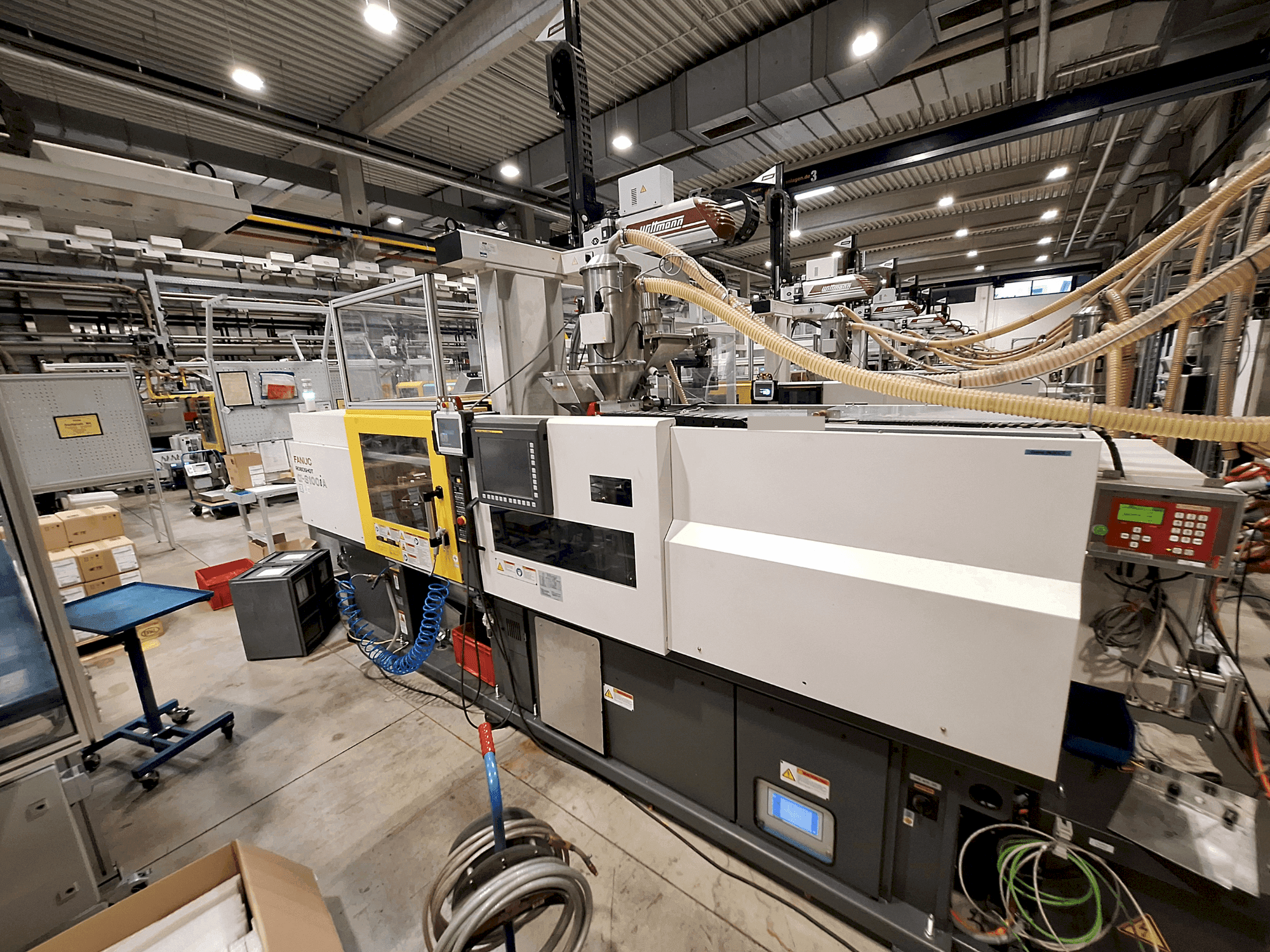 Masina FANUC Roboshot S100iA eestvaade