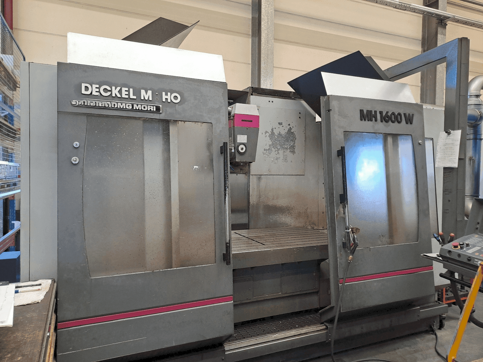 Masina DECKEL MAHO MH 1600 W eestvaade