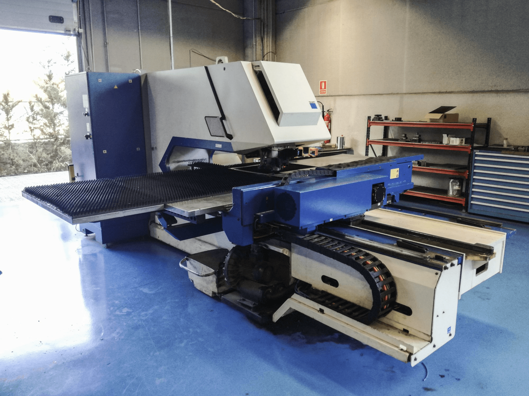 Masinavaade Trumpf Trumatic 2000 R vasakult