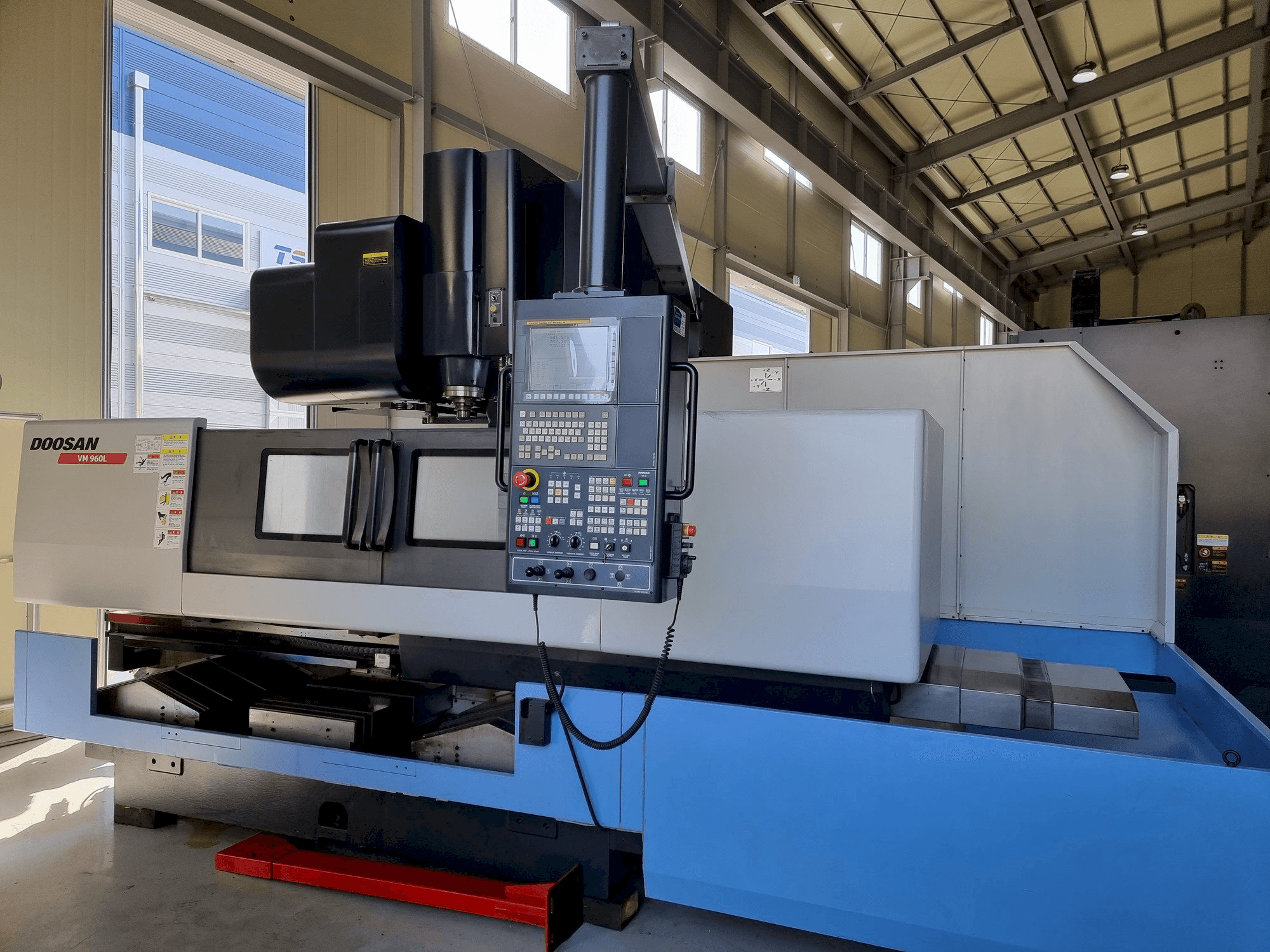 Masina Doosan VM 960L eestvaade