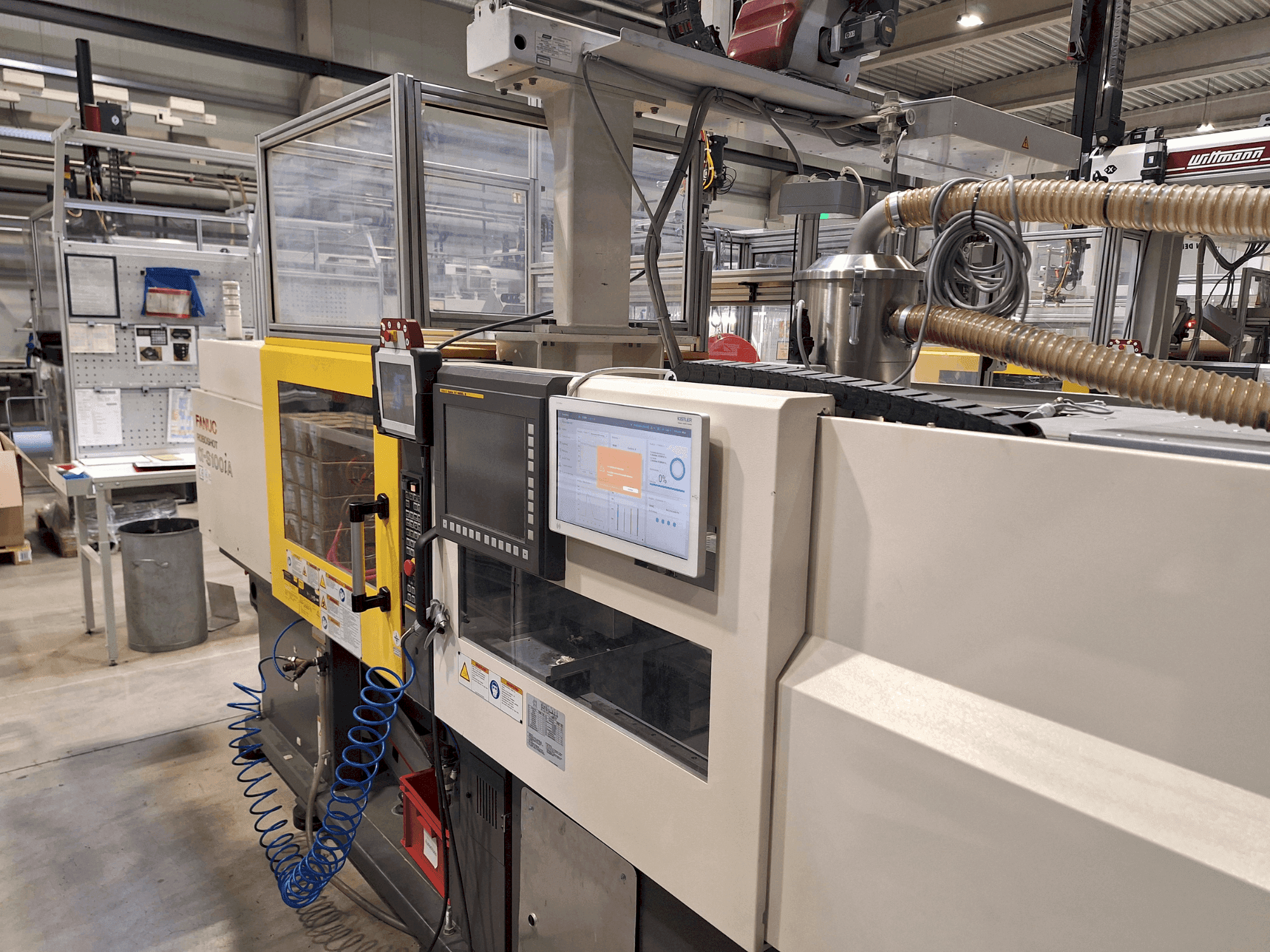 Masina FANUC Roboshot S100iA eestvaade