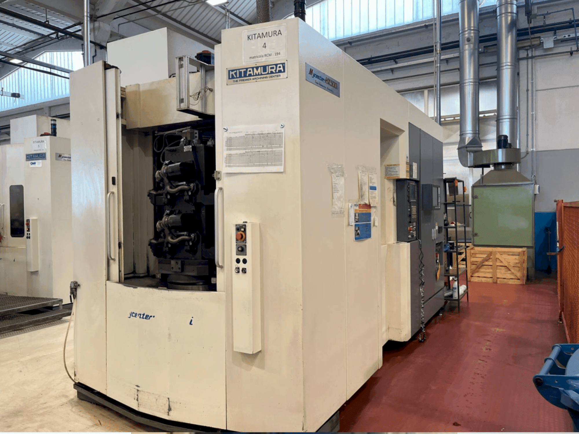 Masina Kitamura Mycenter-HX500iTGA eestvaade