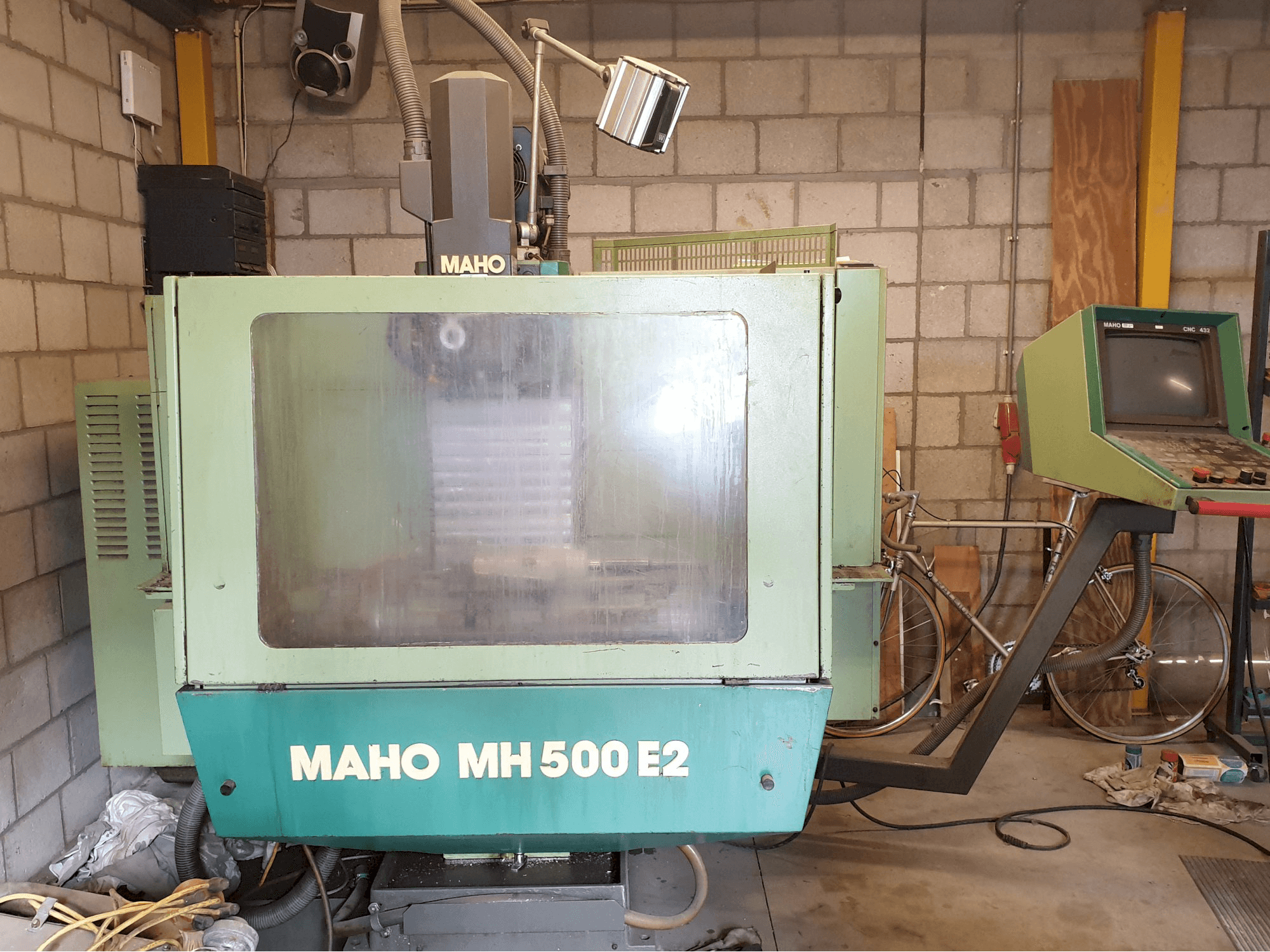 Masina Maho MH 500 vasaku külje vaade