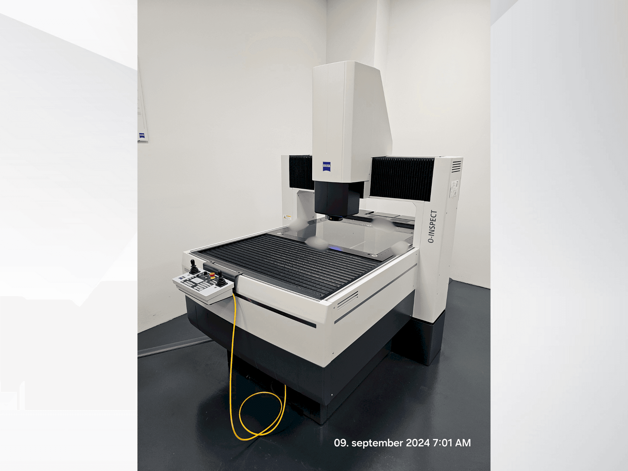 Masina ZEISS 0-inspect eestvaade