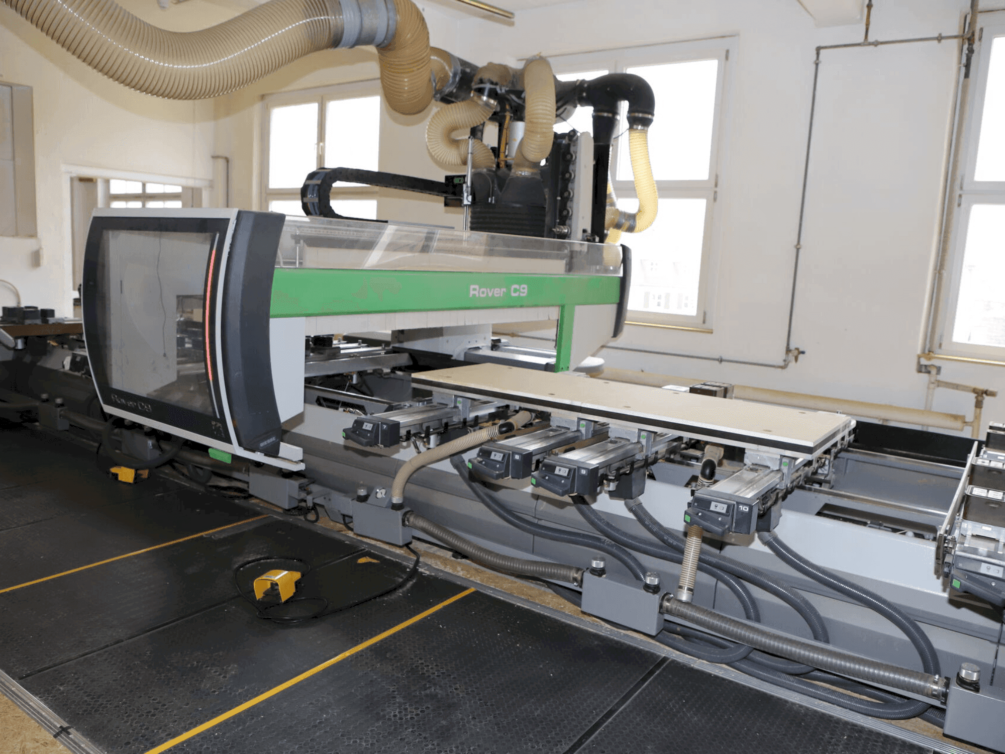 Masina BIESSE ROVER C 9.65 eestvaade