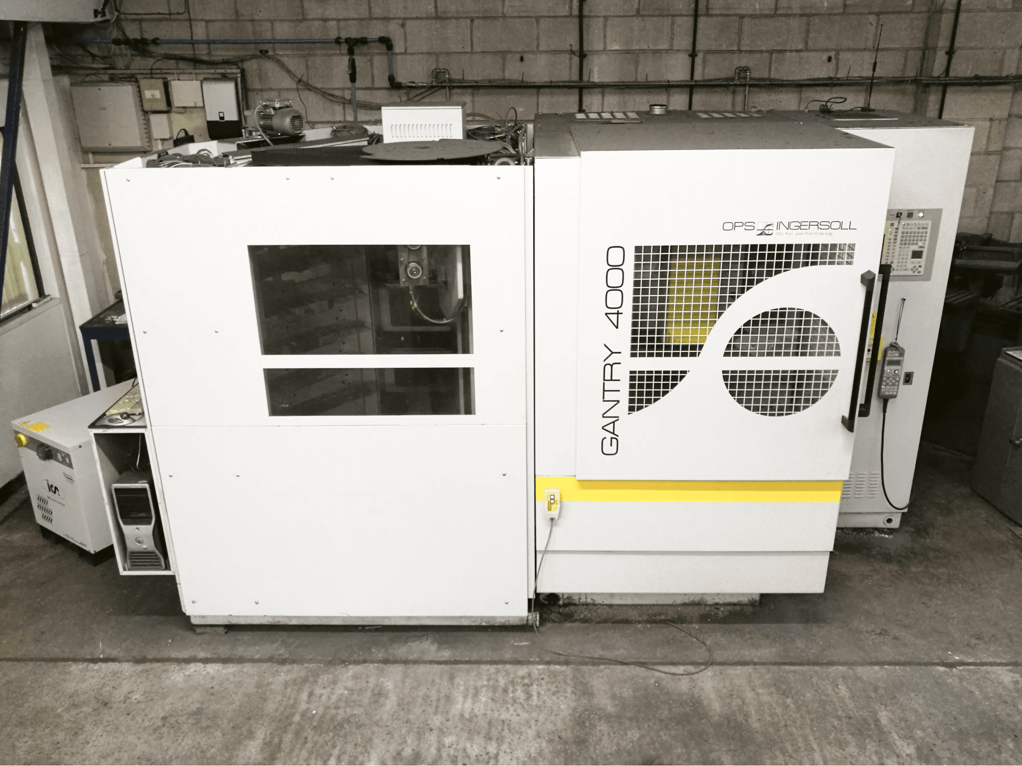 Masina OPS-INGERSOLL Gantry 4000 eestvaade
