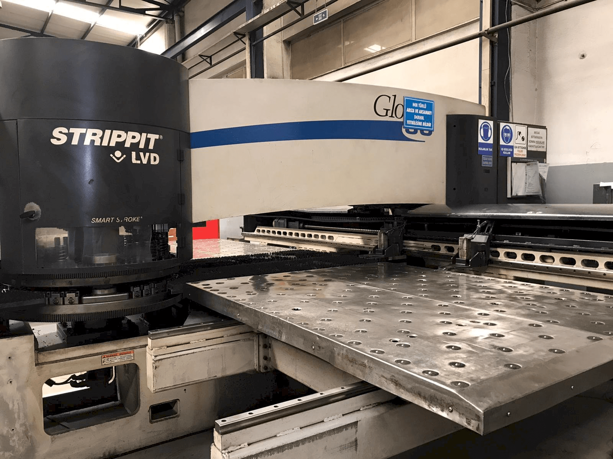 Masina LVD STRIPPIT Global 30 1525 eestvaade