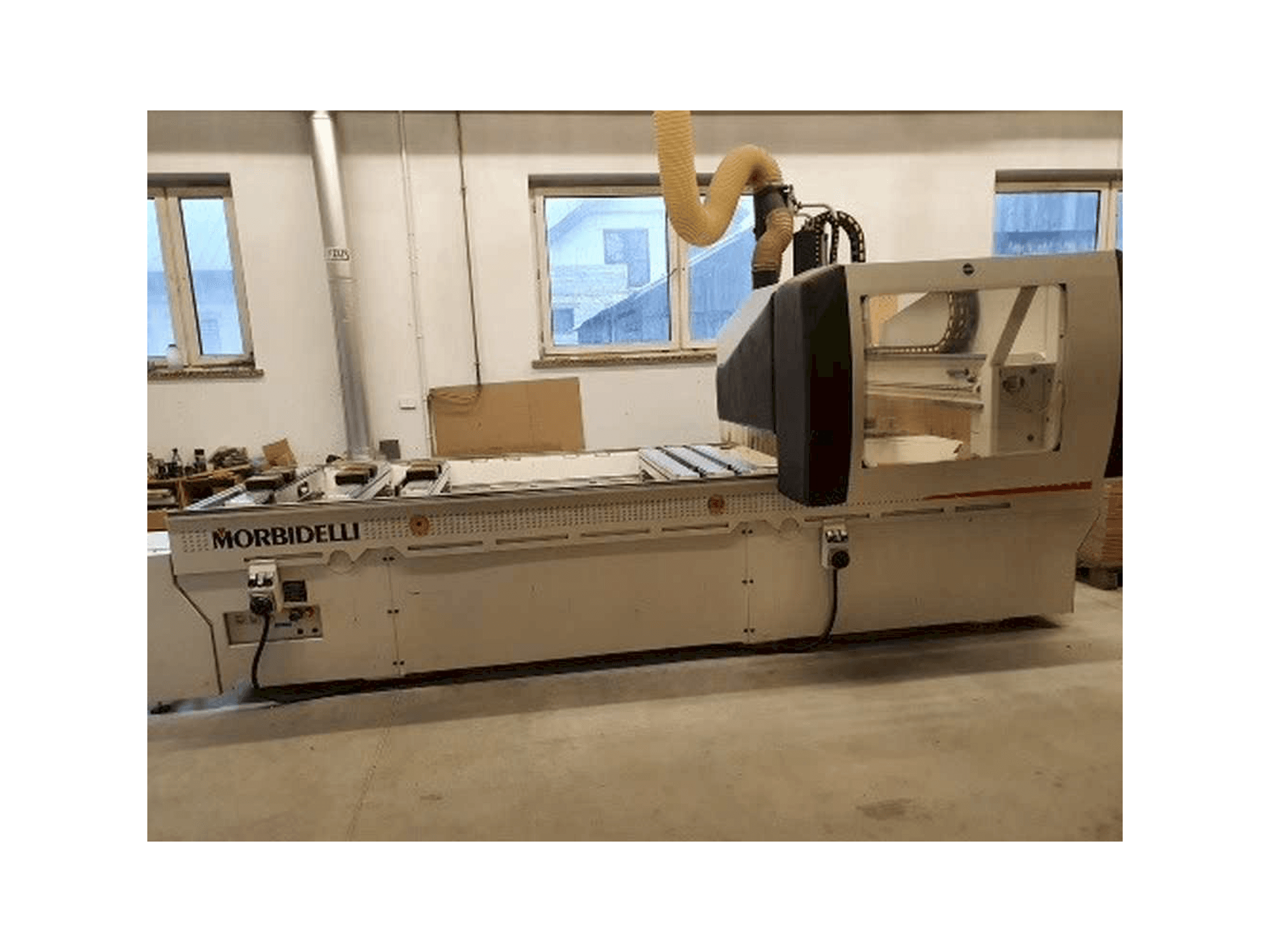 Masina MORBIDELLI Universal 3012 TV eestvaade