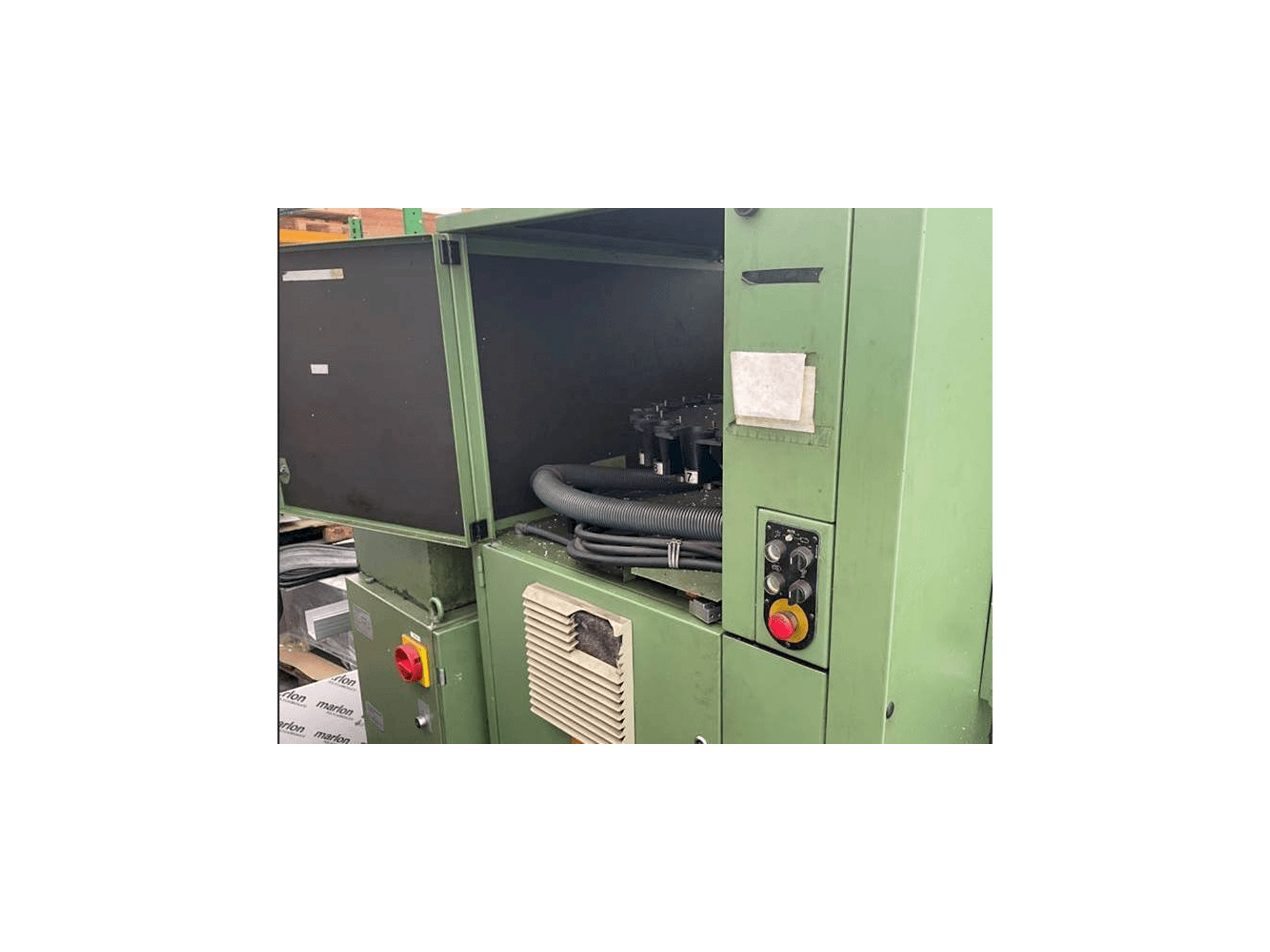 Masina DECKEL FP4AT eestvaade