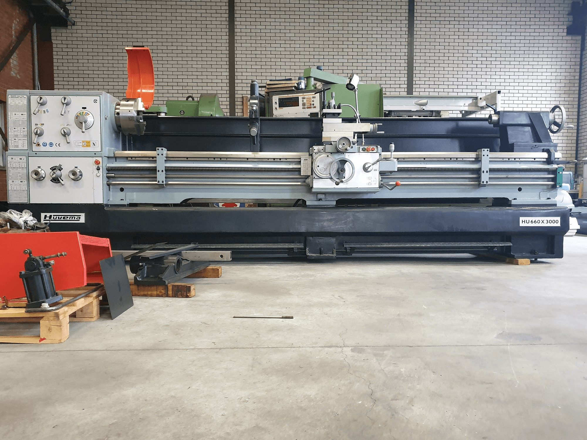 Masina HUVEMA HU 660 X 3000 eestvaade