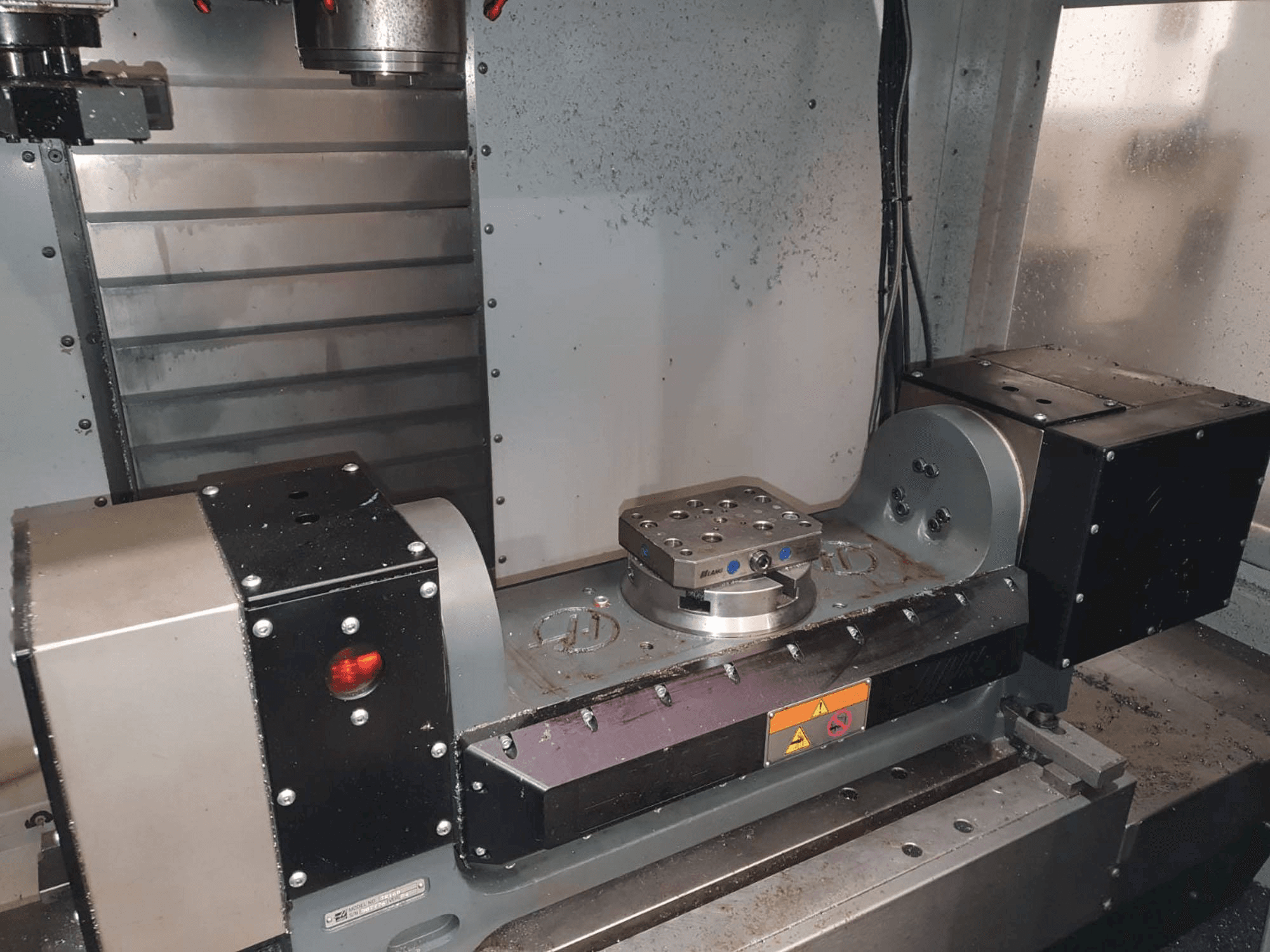 Masina HAAS TR160 eestvaade