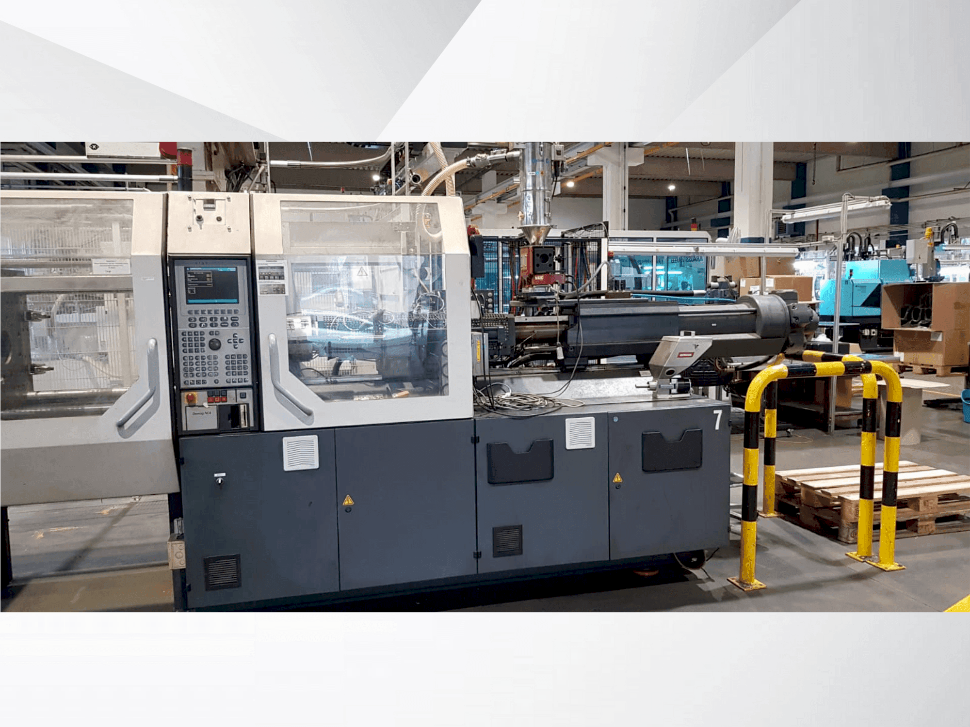 Masina DEMAG Concept 200/500-840 + W711 eestvaade