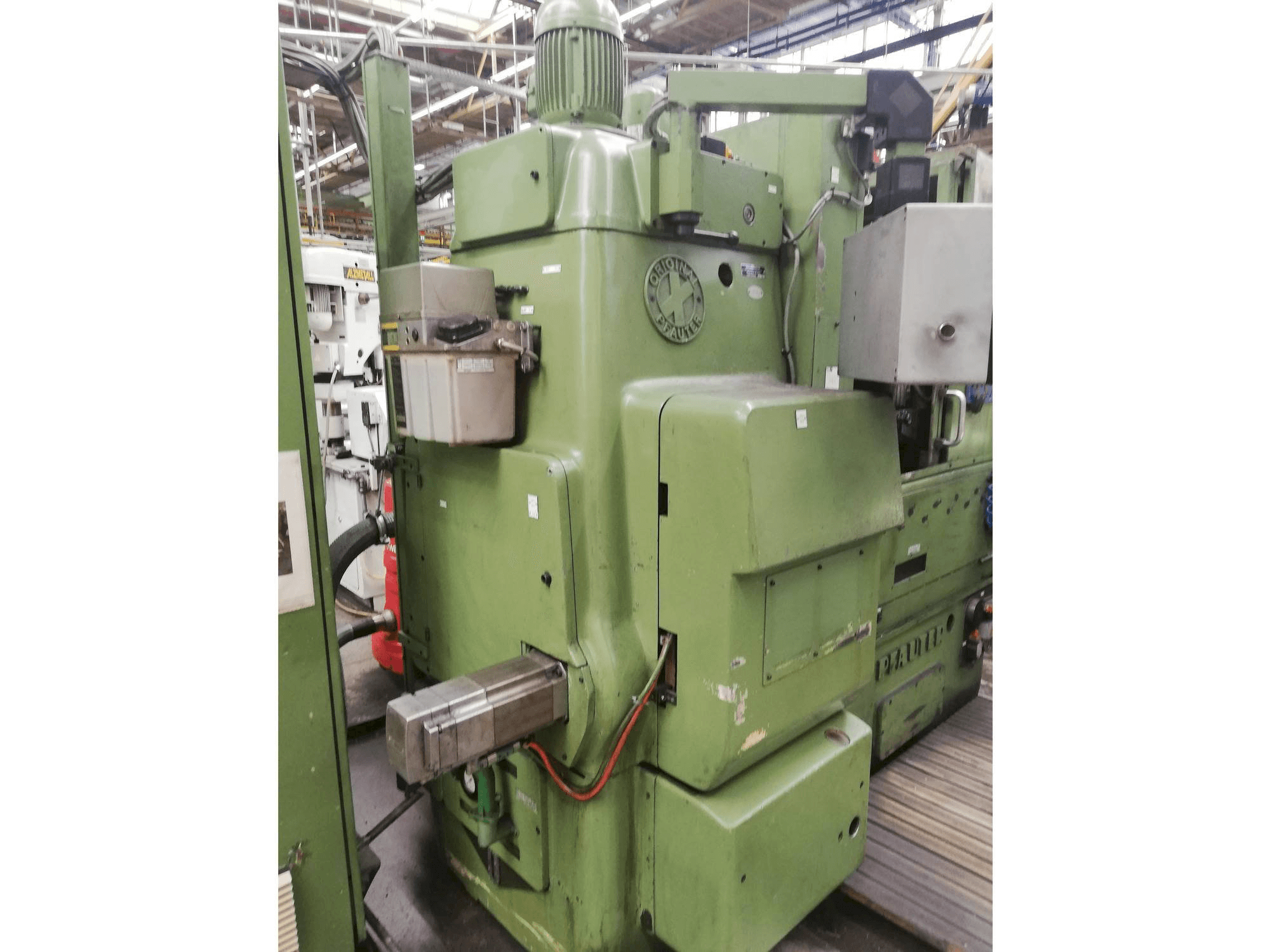 Masina Pfauter P400 eestvaade