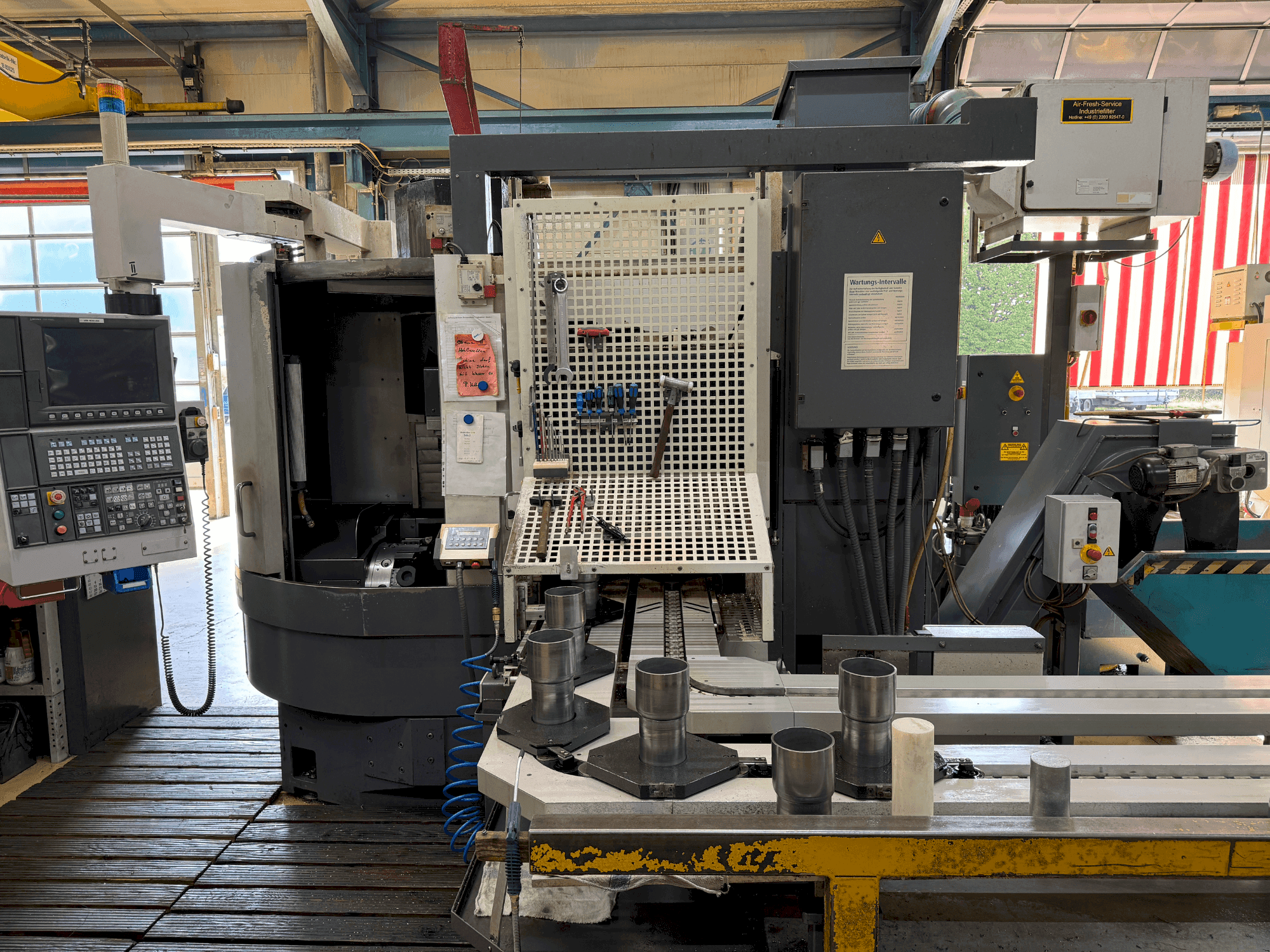 Masina Okuma LVT 300-M eestvaade