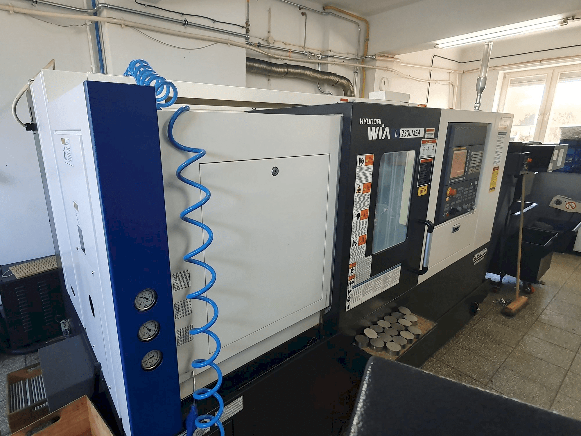 Masina Hyundai Wia L230LMSA eestvaade