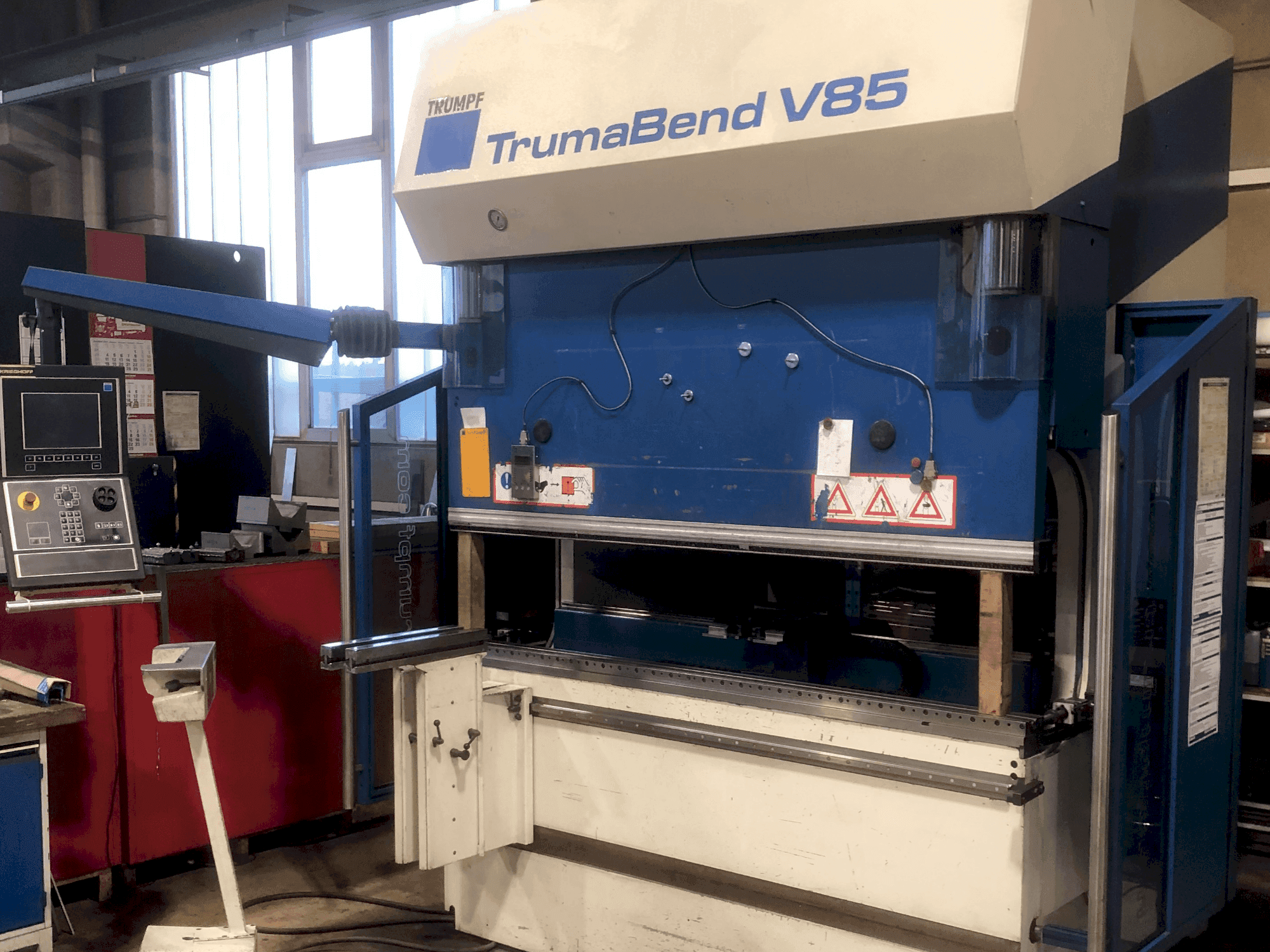 Masina TRUMPF TrumaBend V85X eestvaade