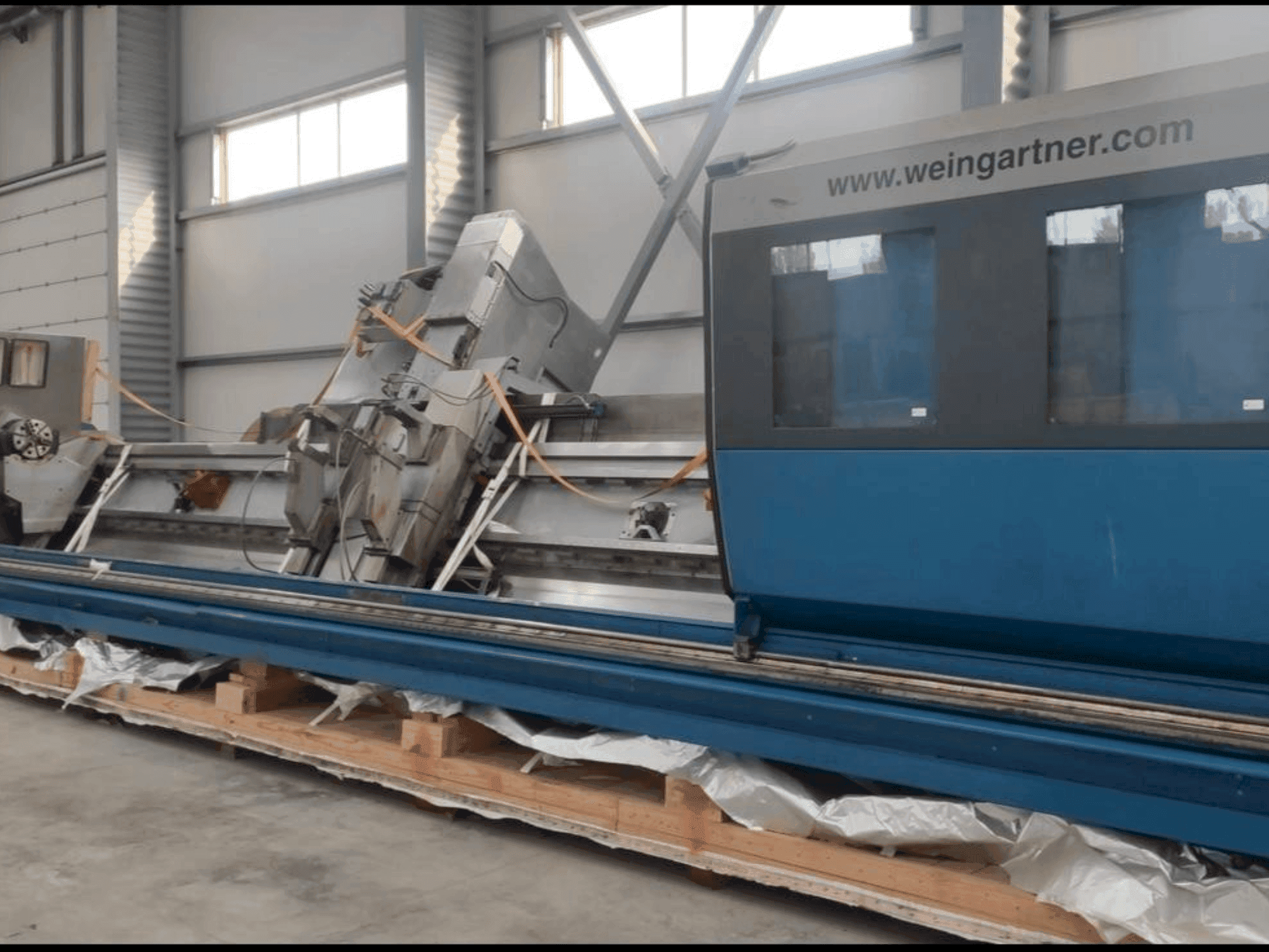 Masina Weingartner Vario 700-000 eestvaade