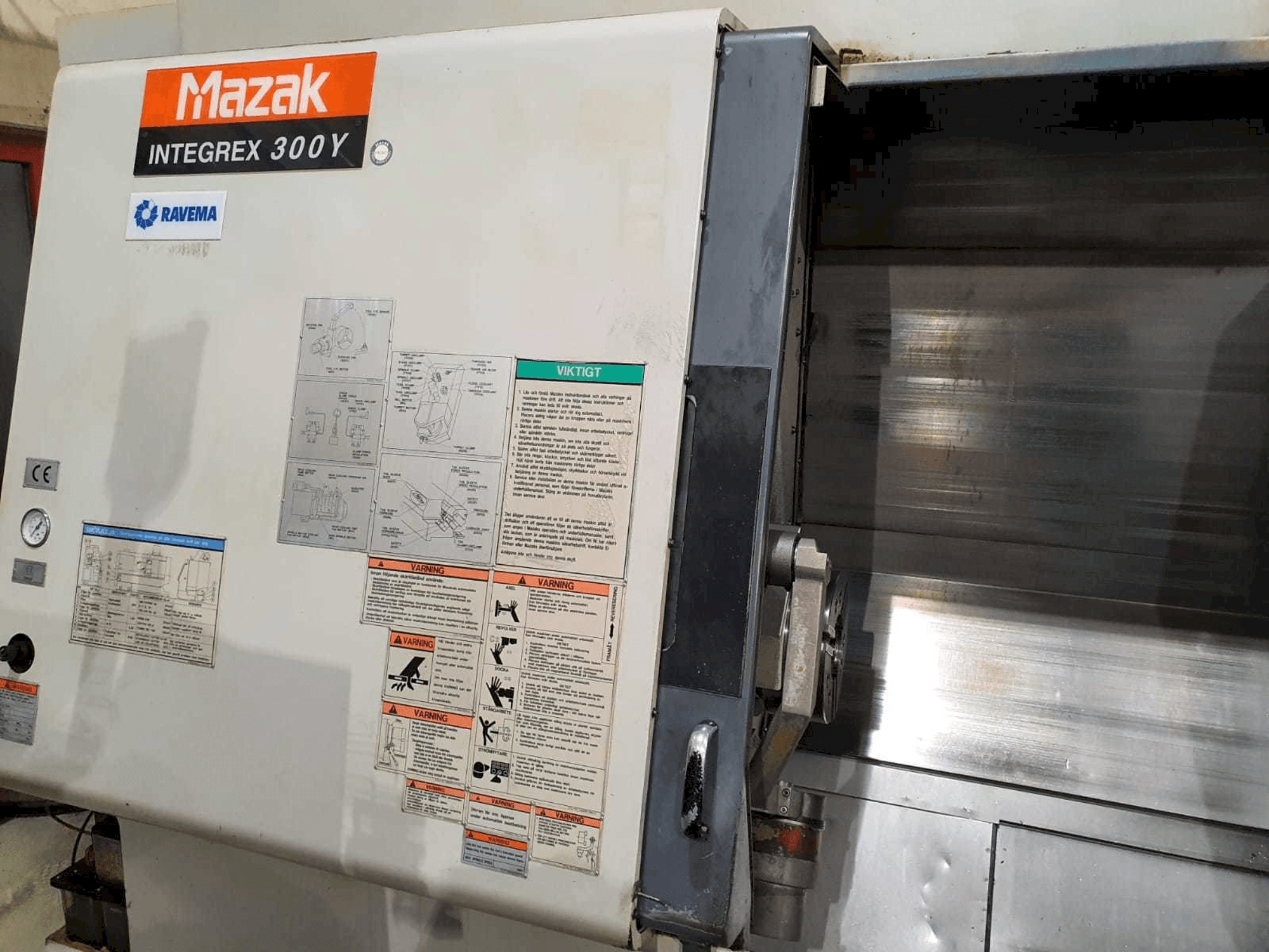 Masina Mazak Integrex 300Y eestvaade