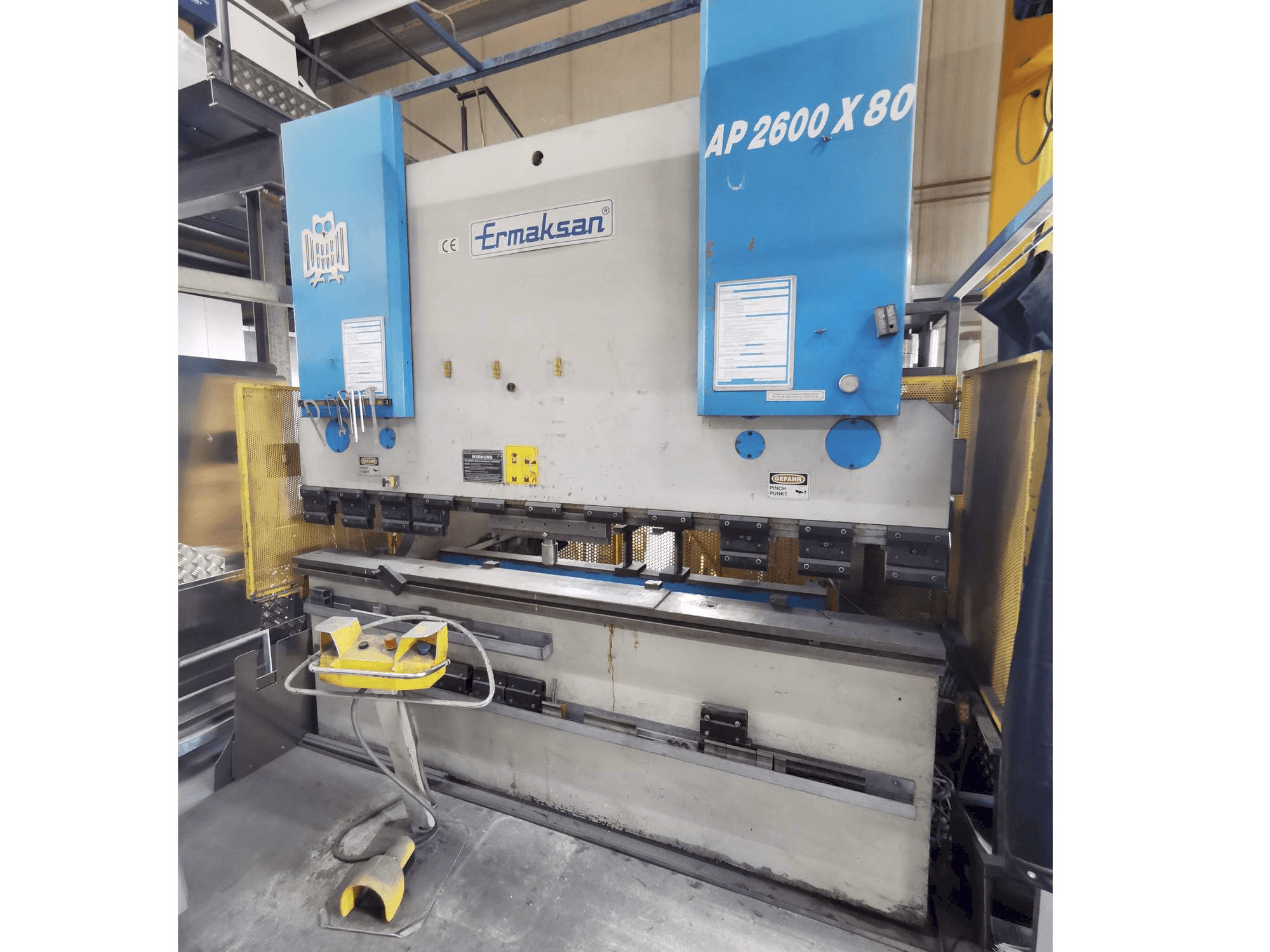 Masina ERMAKSAN AP 2600 - 80 eestvaade