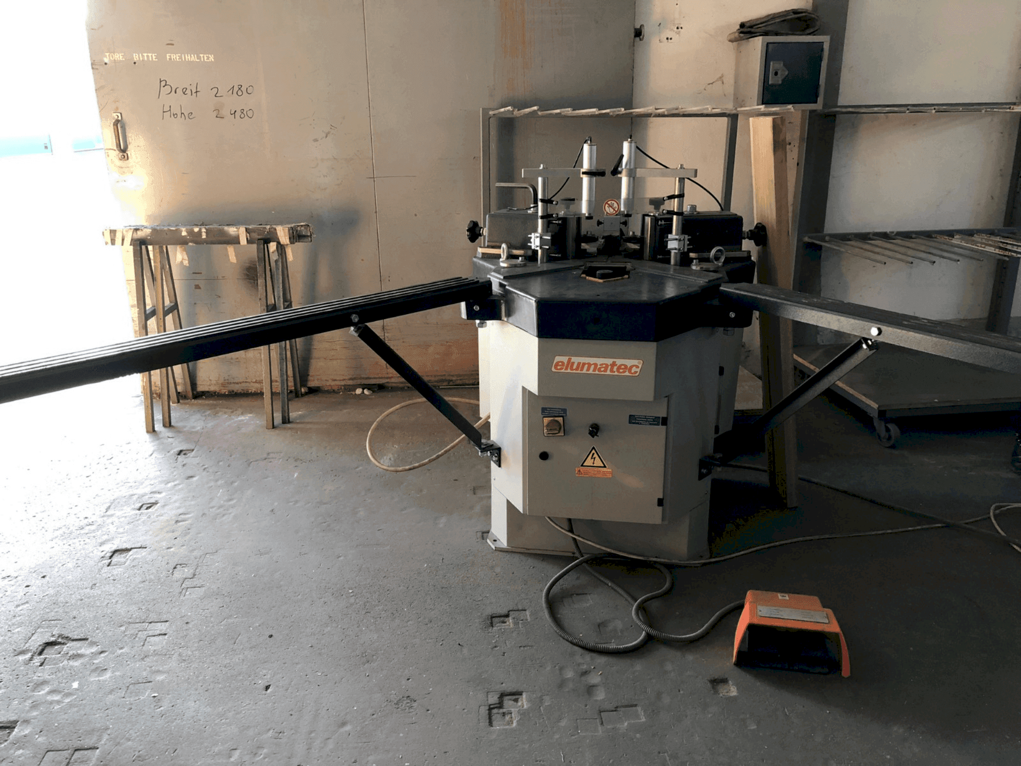 Masina Elumatec EP 124 eestvaade