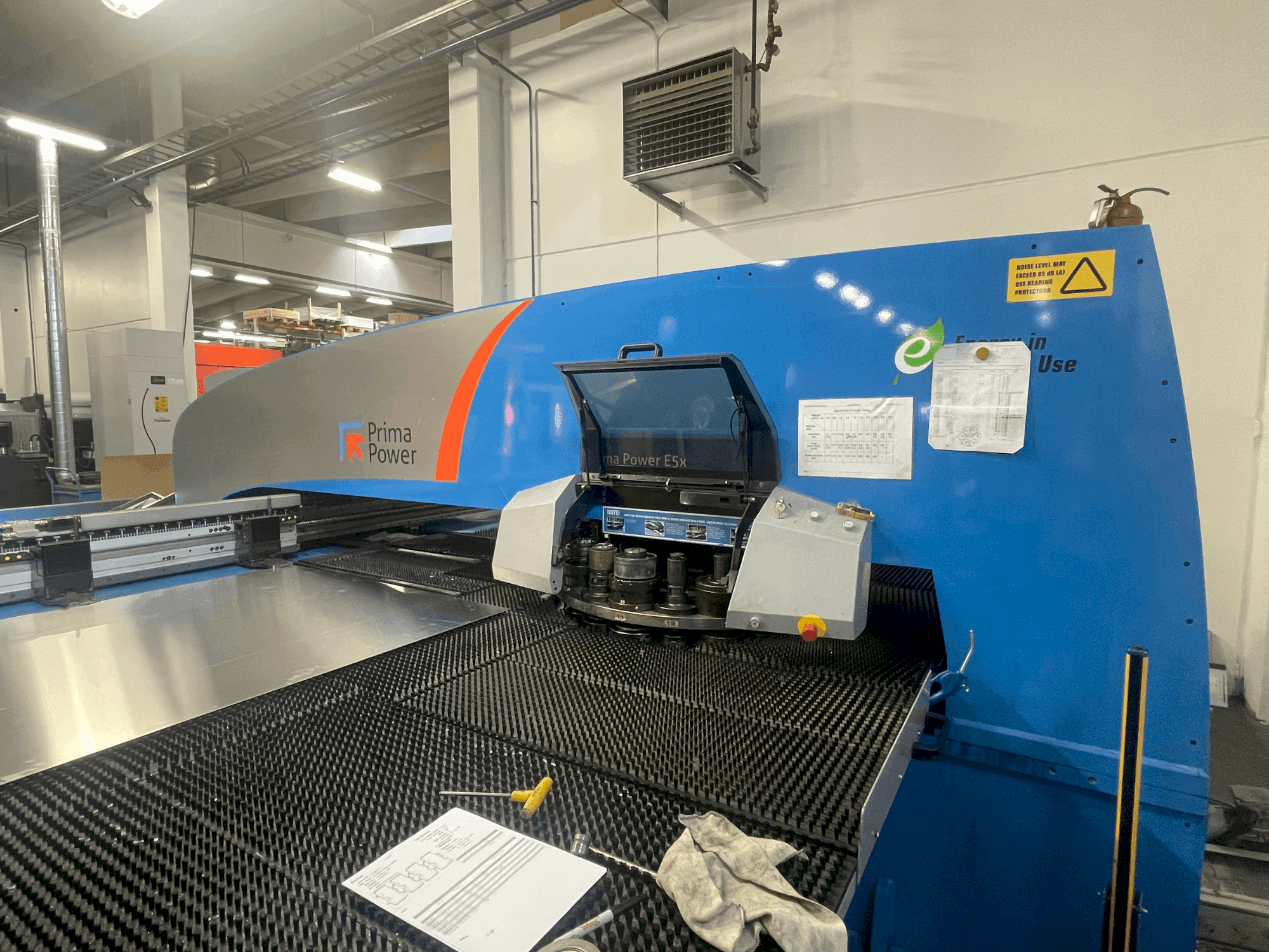 Masina Prima Power E5X eestvaade