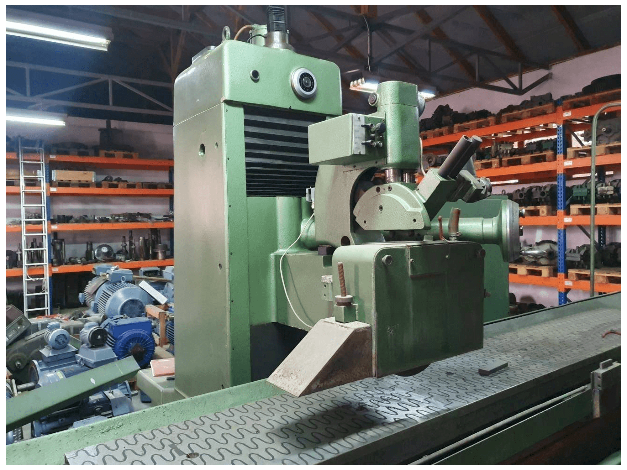 Masina ELB SCHLIFF SWBD-30 VA II eestvaade