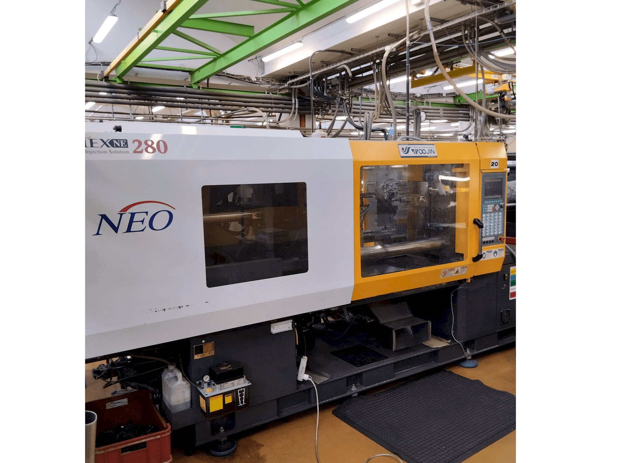 Masina Selex NE 280 eestvaade