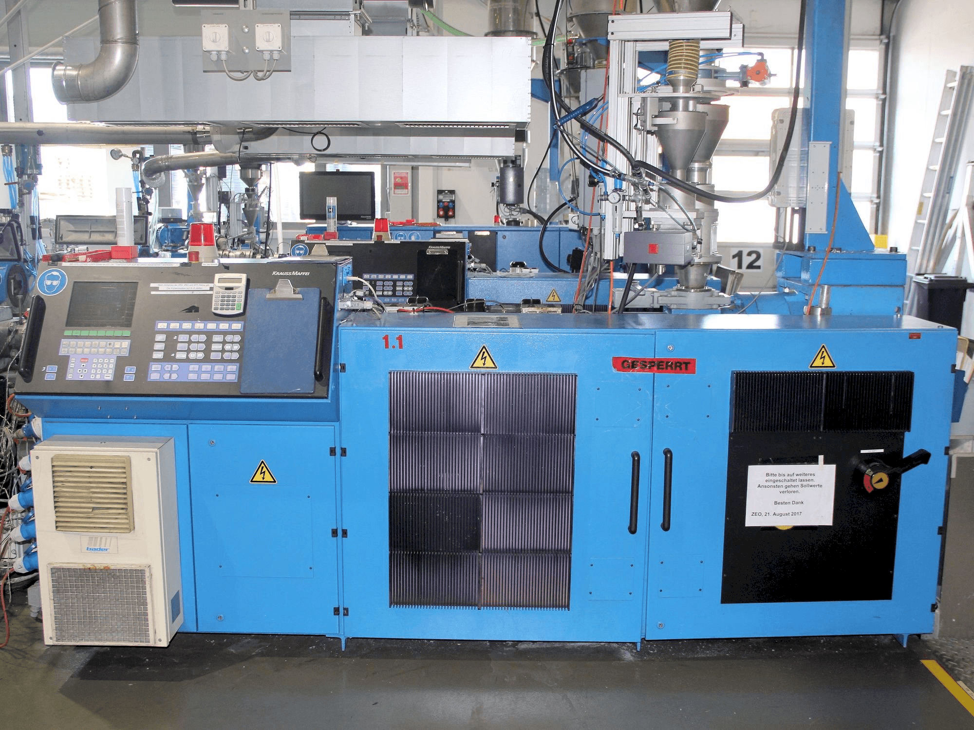 Masina Krauss Maffei KME 1-75-30 B eestvaade