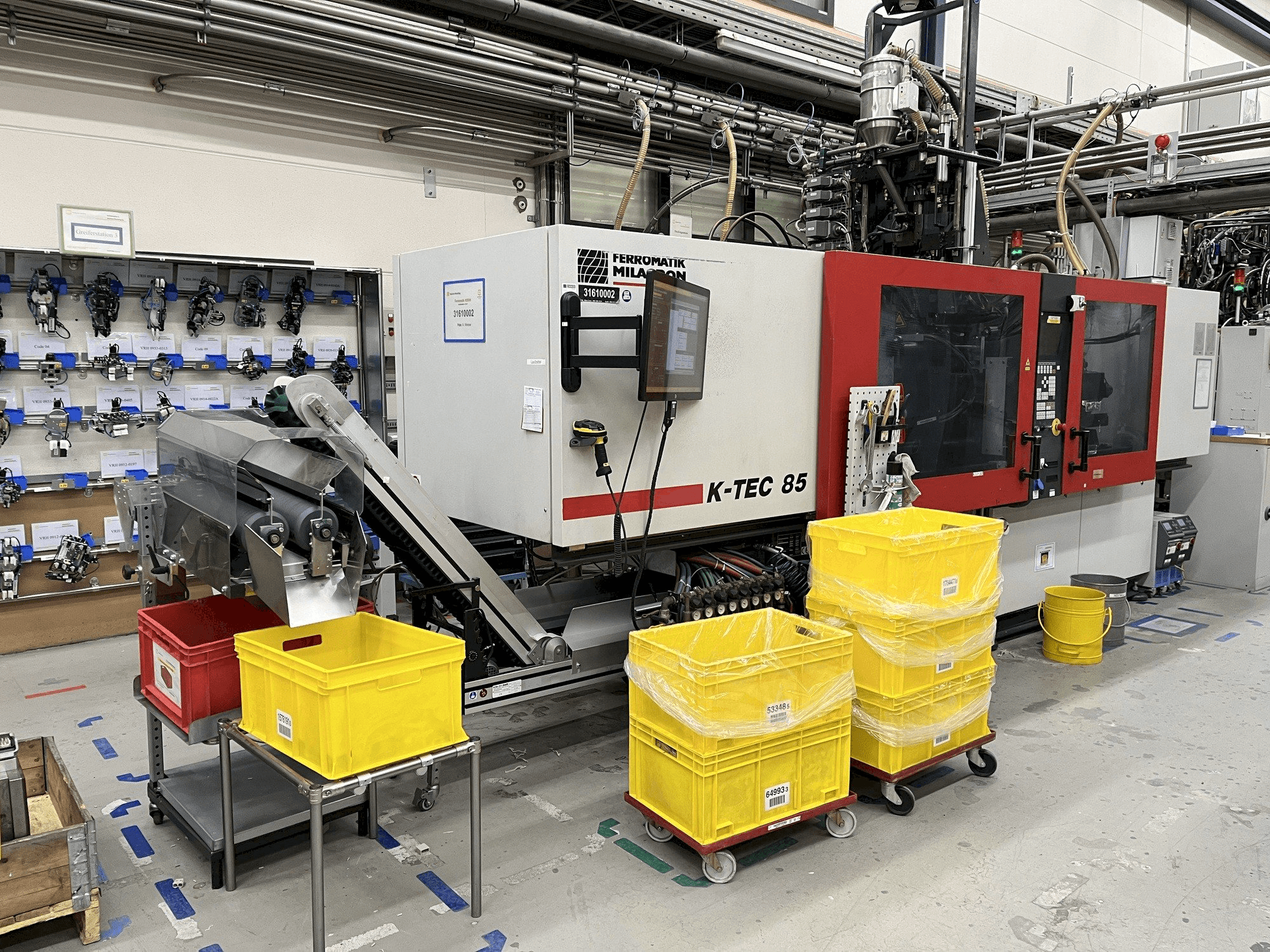Masina FERROMATIK Milacron K-Tec 85 eestvaade