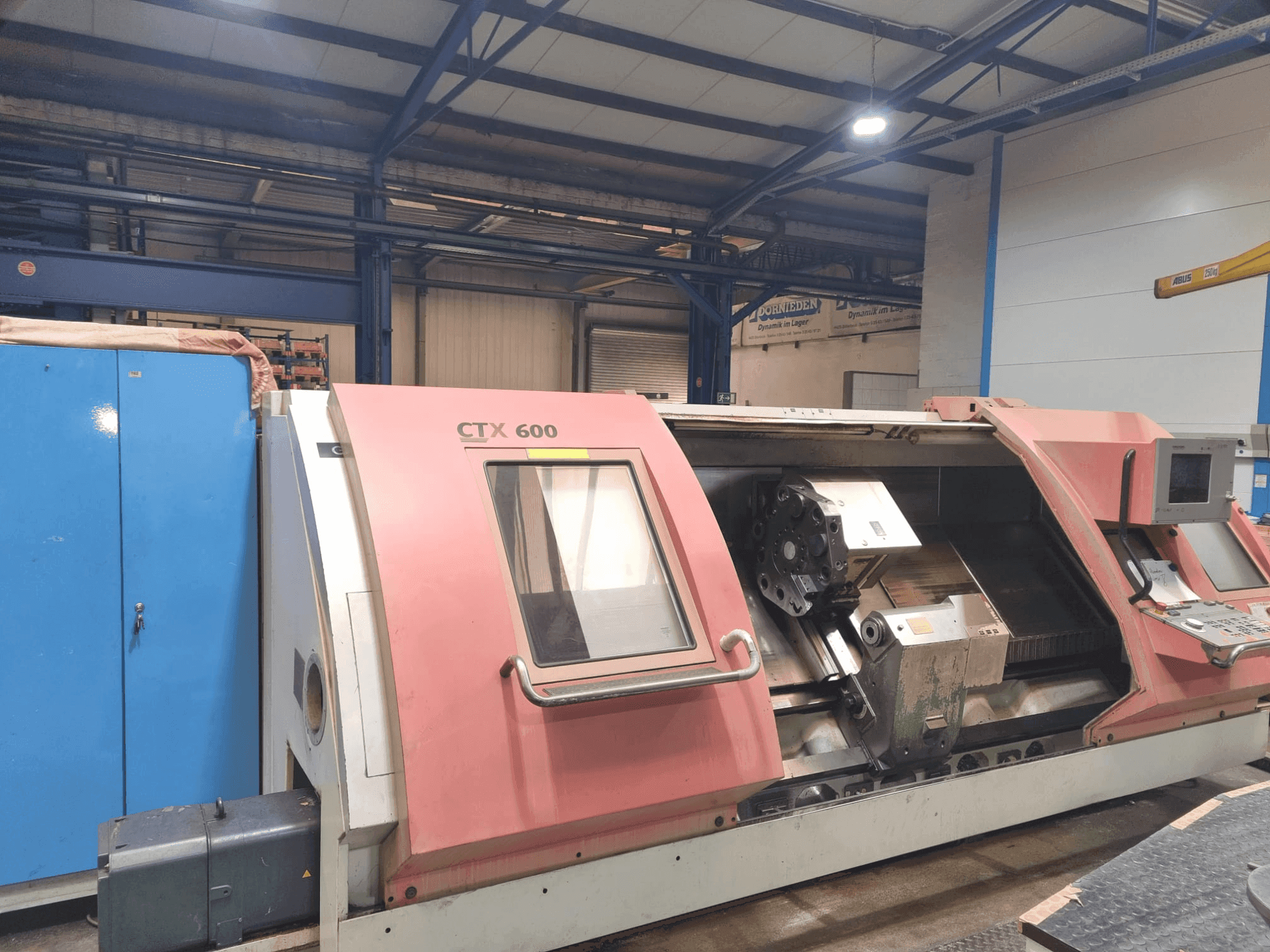 Masina Gildemeister CTX 600 eestvaade