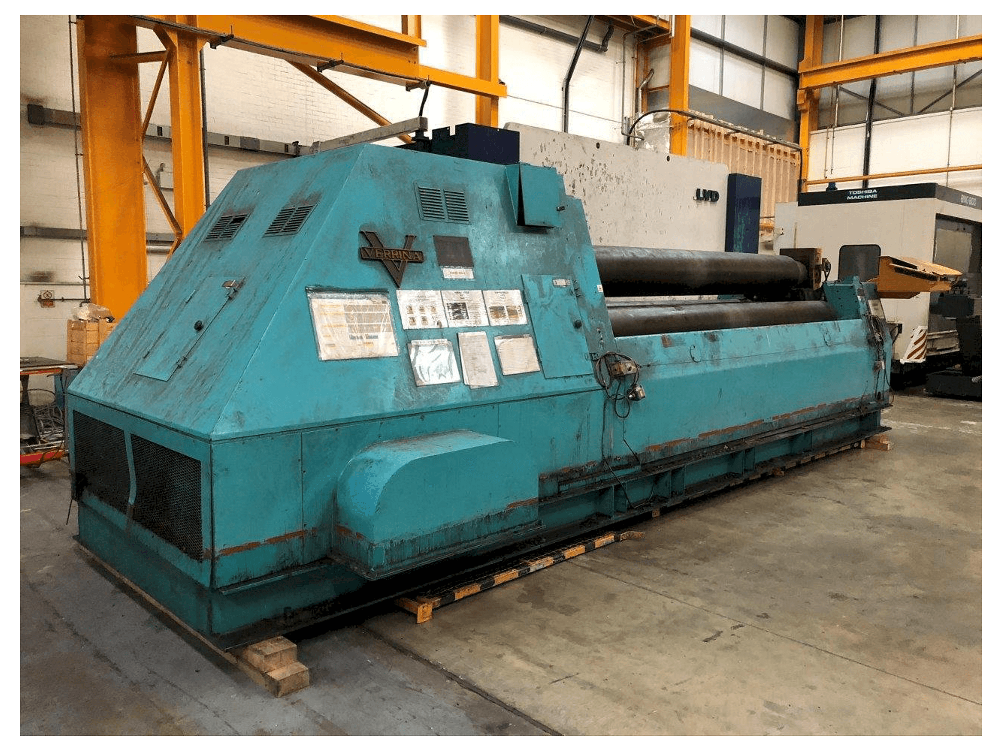 Masina VERRINA CLR 216 X 4050 eestvaade