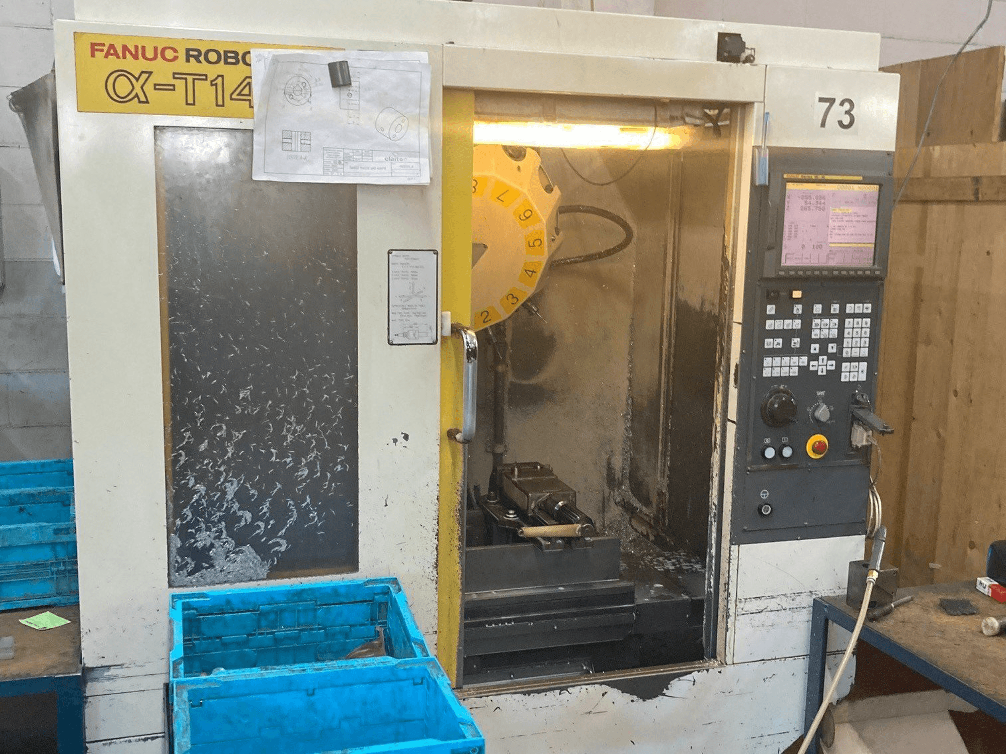Masina FANUC Robodrill alfa-T14iA eestvaade