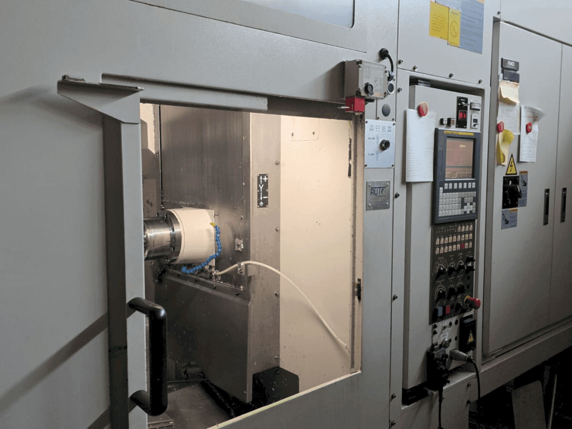 Masina Tongtai TMH-400 eestvaade