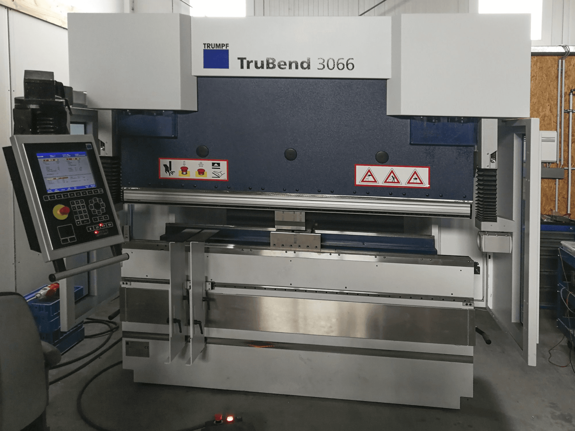 Masina Trumpf TruBend 3066 eestvaade
