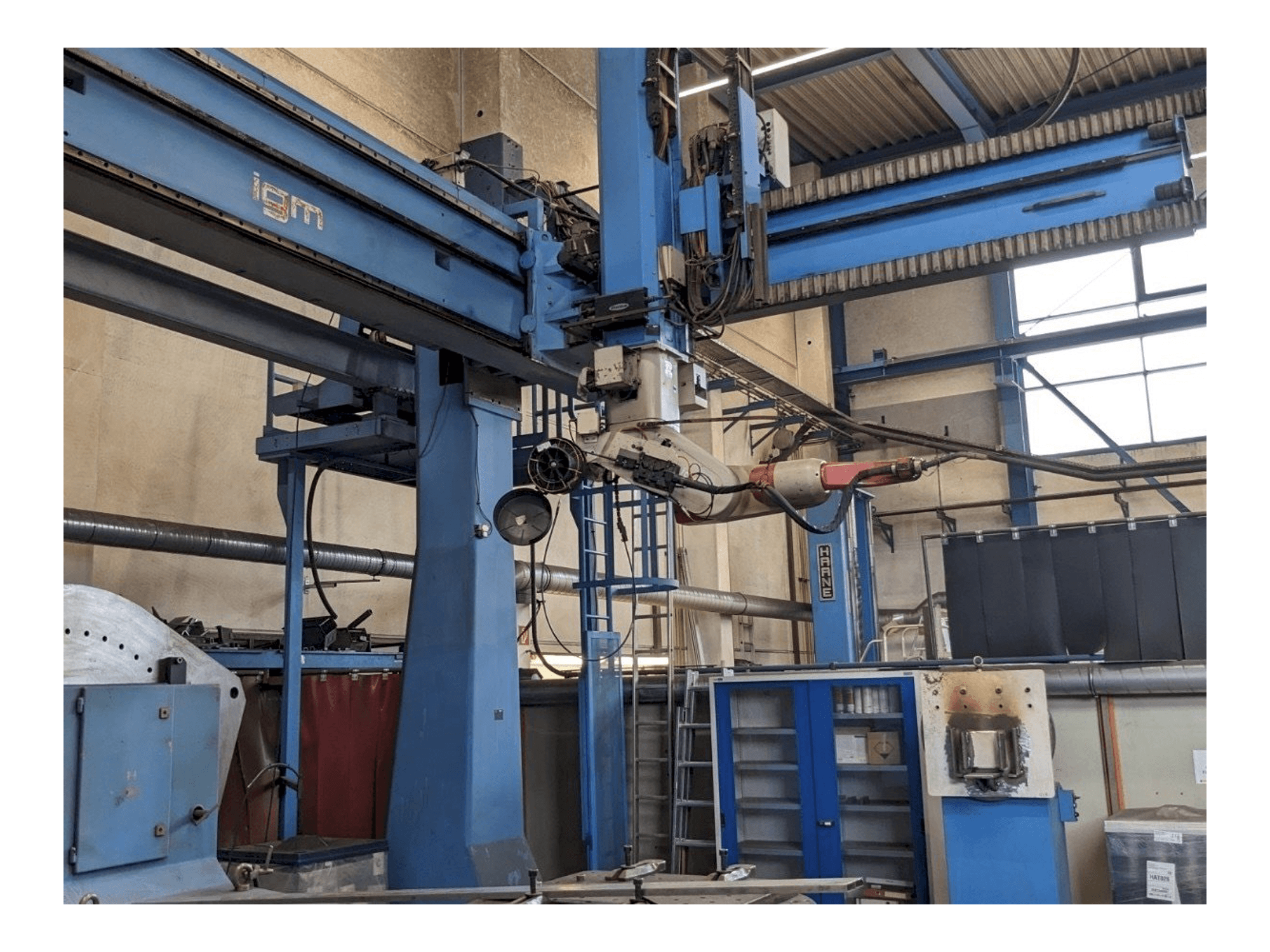 Masina IGM RTi 300-S eestvaade