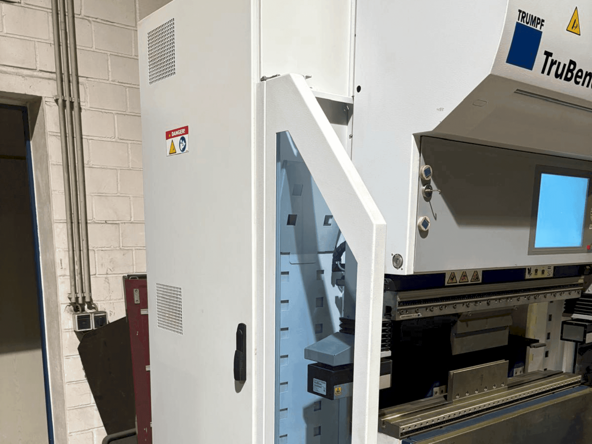 Masina TRUMPF TruBend 7036 eestvaade