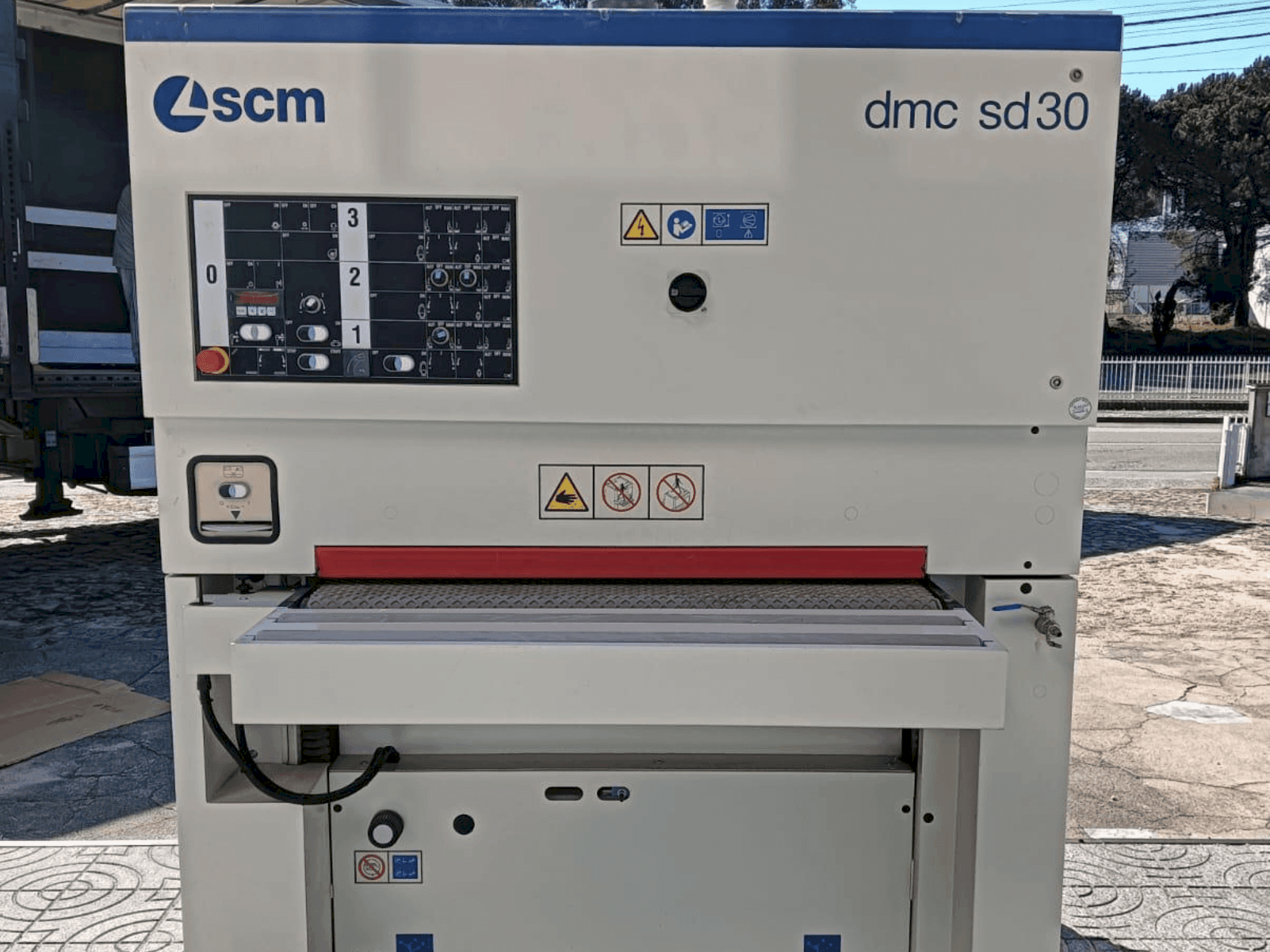 Masina SMCTL DMC SD 30 RCS 110 eestvaade